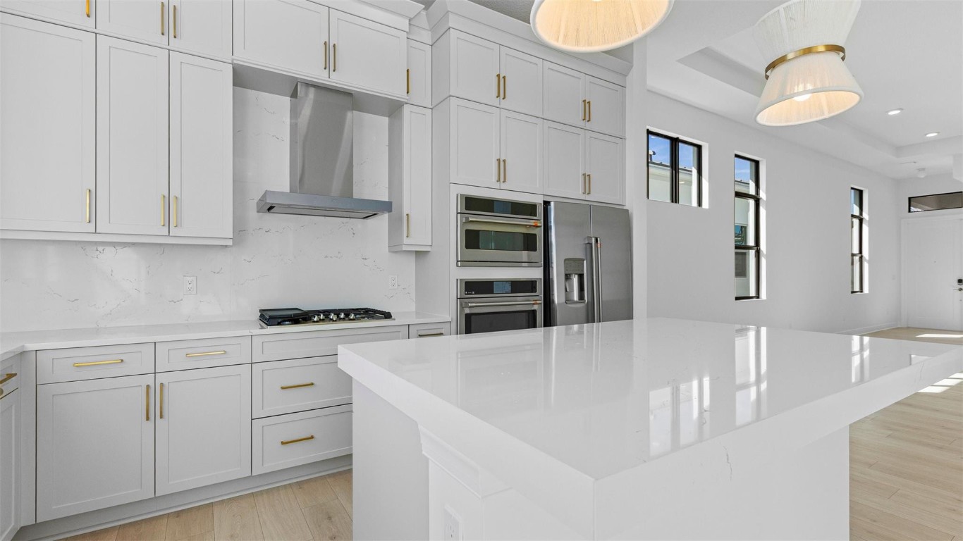 CRESSWIND PALM BEACH - Residential