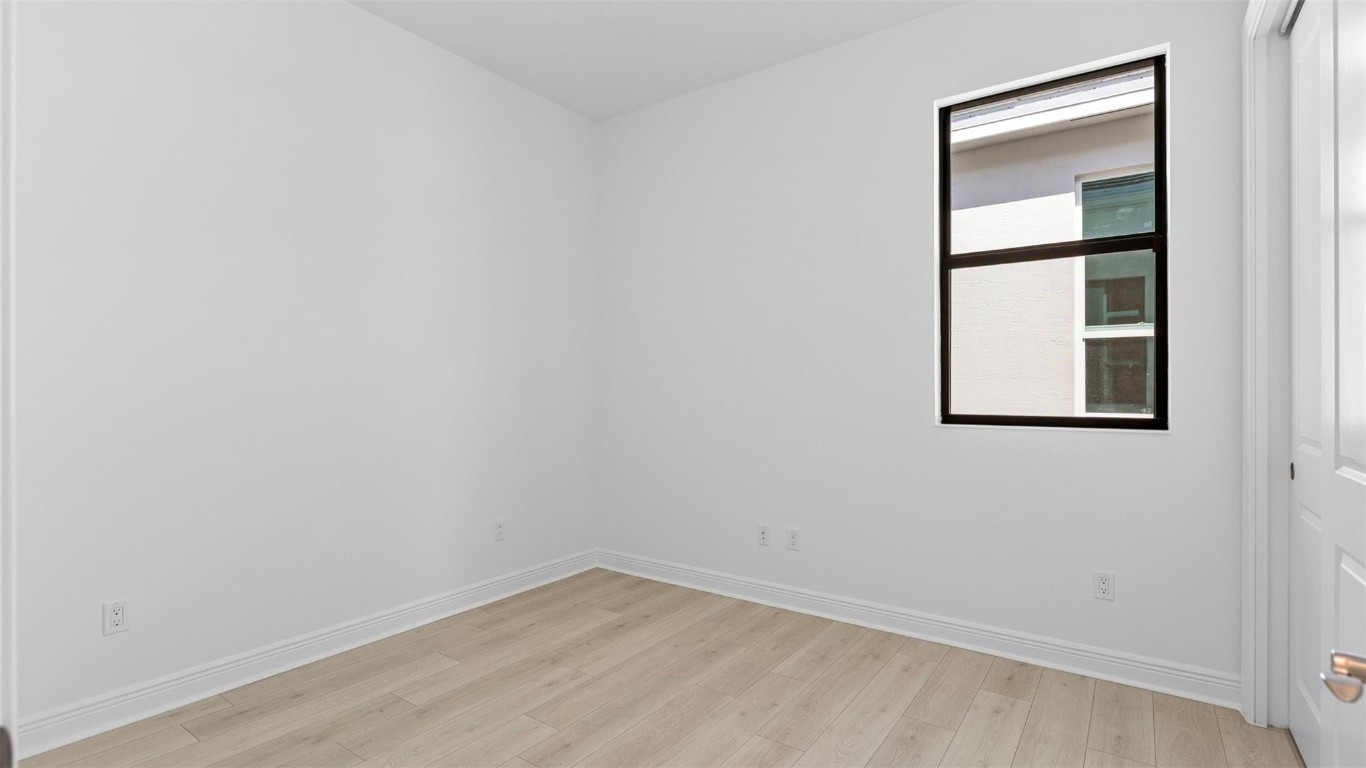 CRESSWIND PALM BEACH - Residential