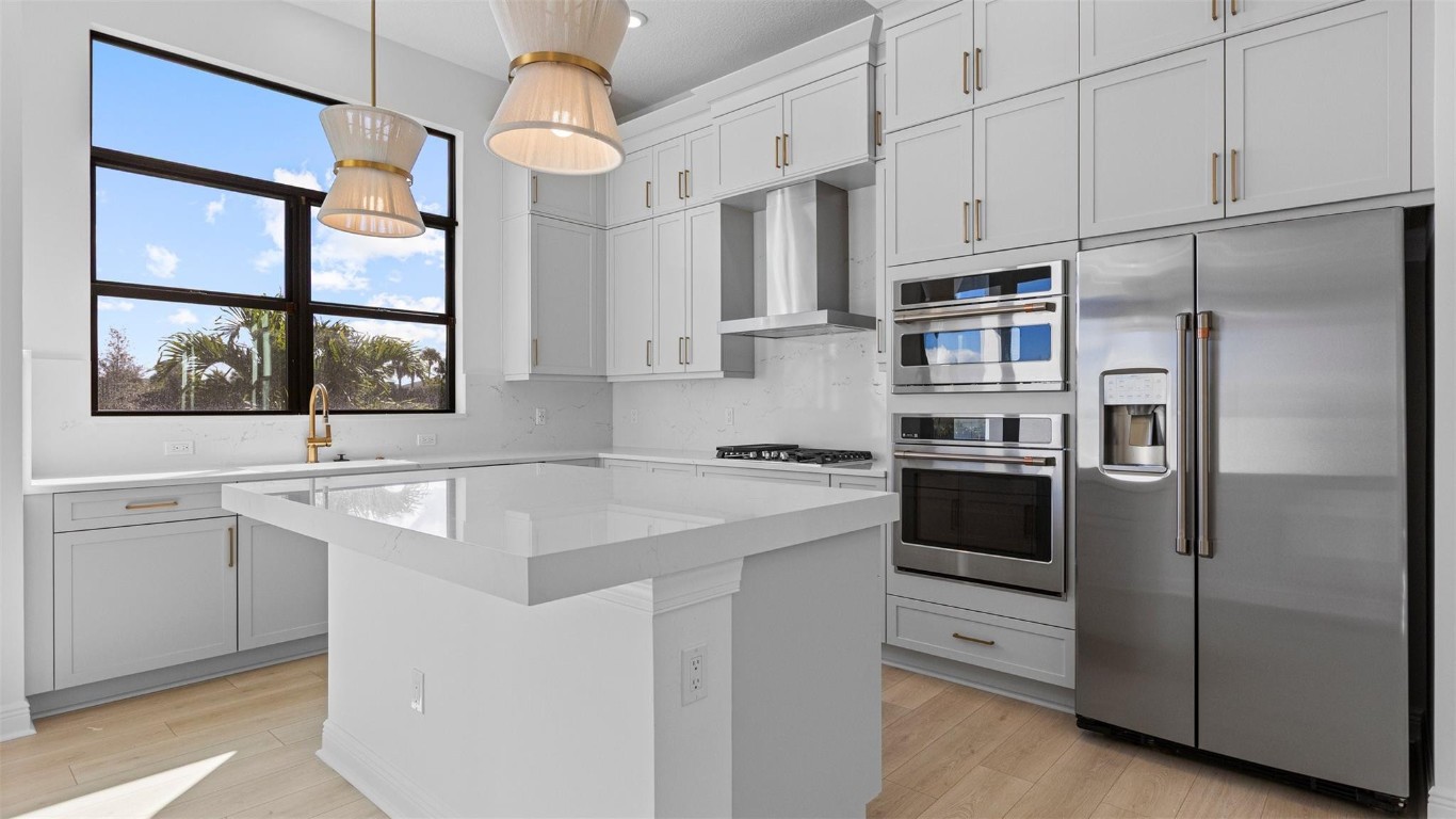 CRESSWIND PALM BEACH - Residential