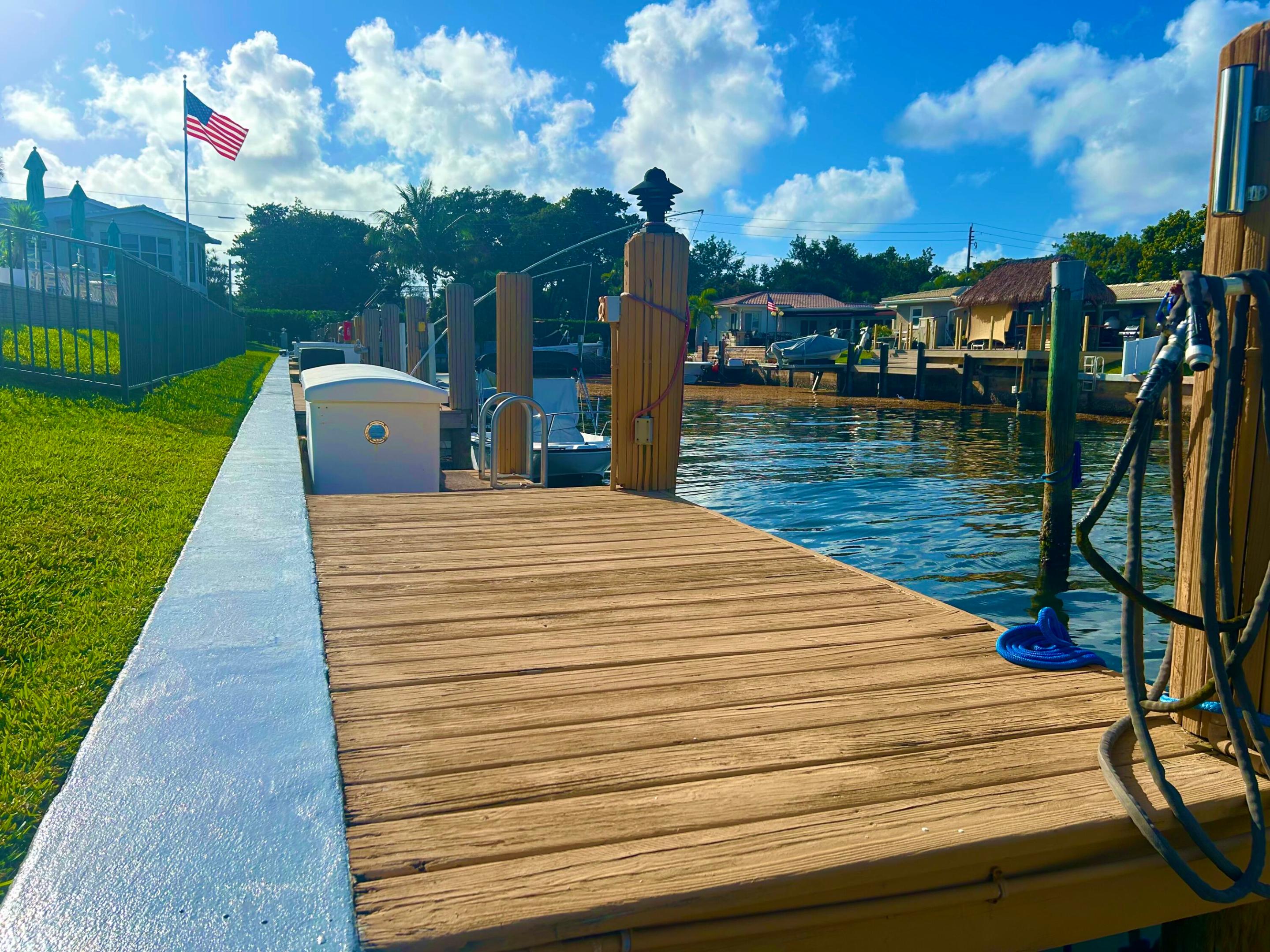 701 NE Harbour Terrace 2140