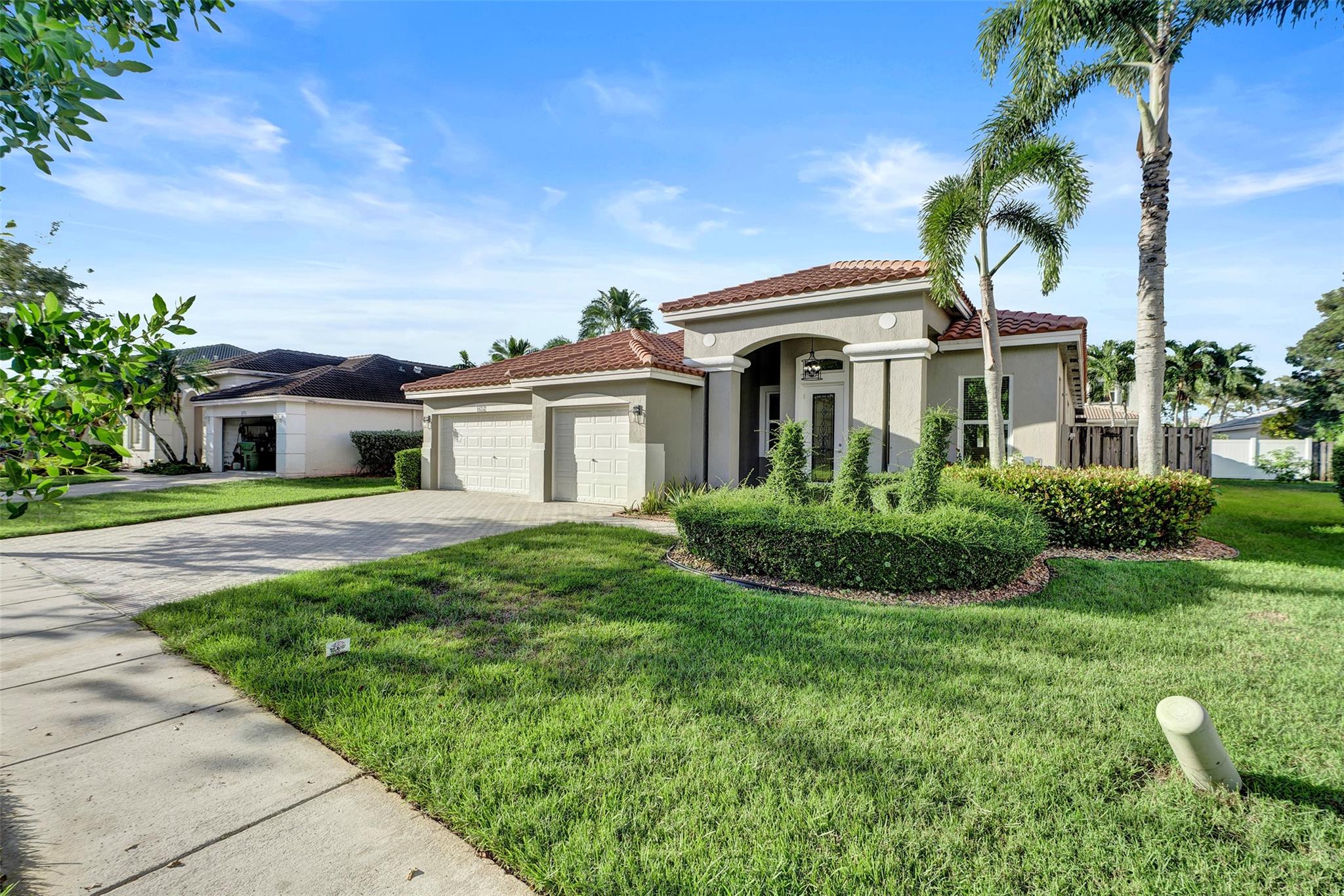 Pembroke Isles IV 163-22 - Residential