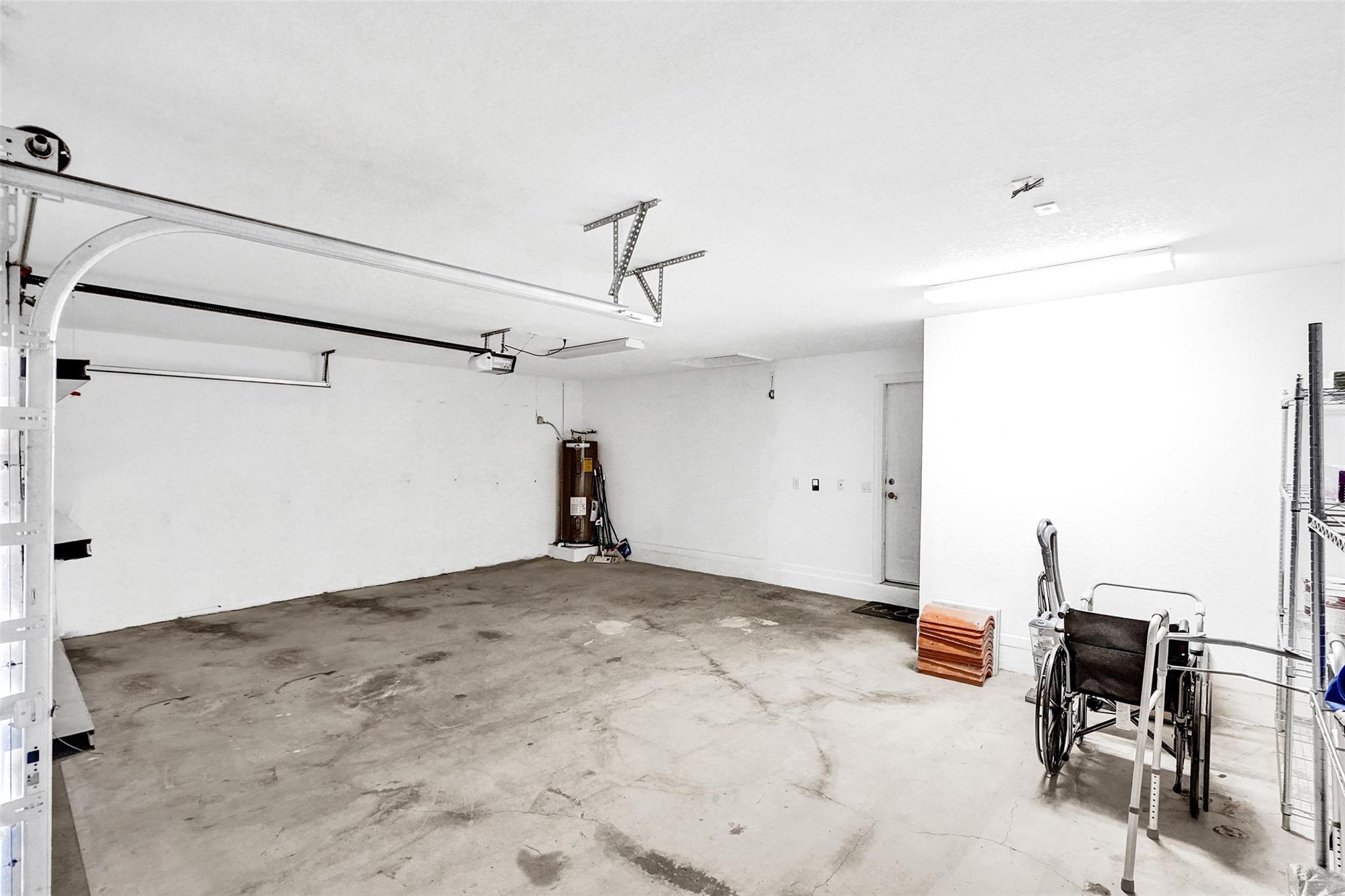 Pembroke Isles IV 163-22 - Residential