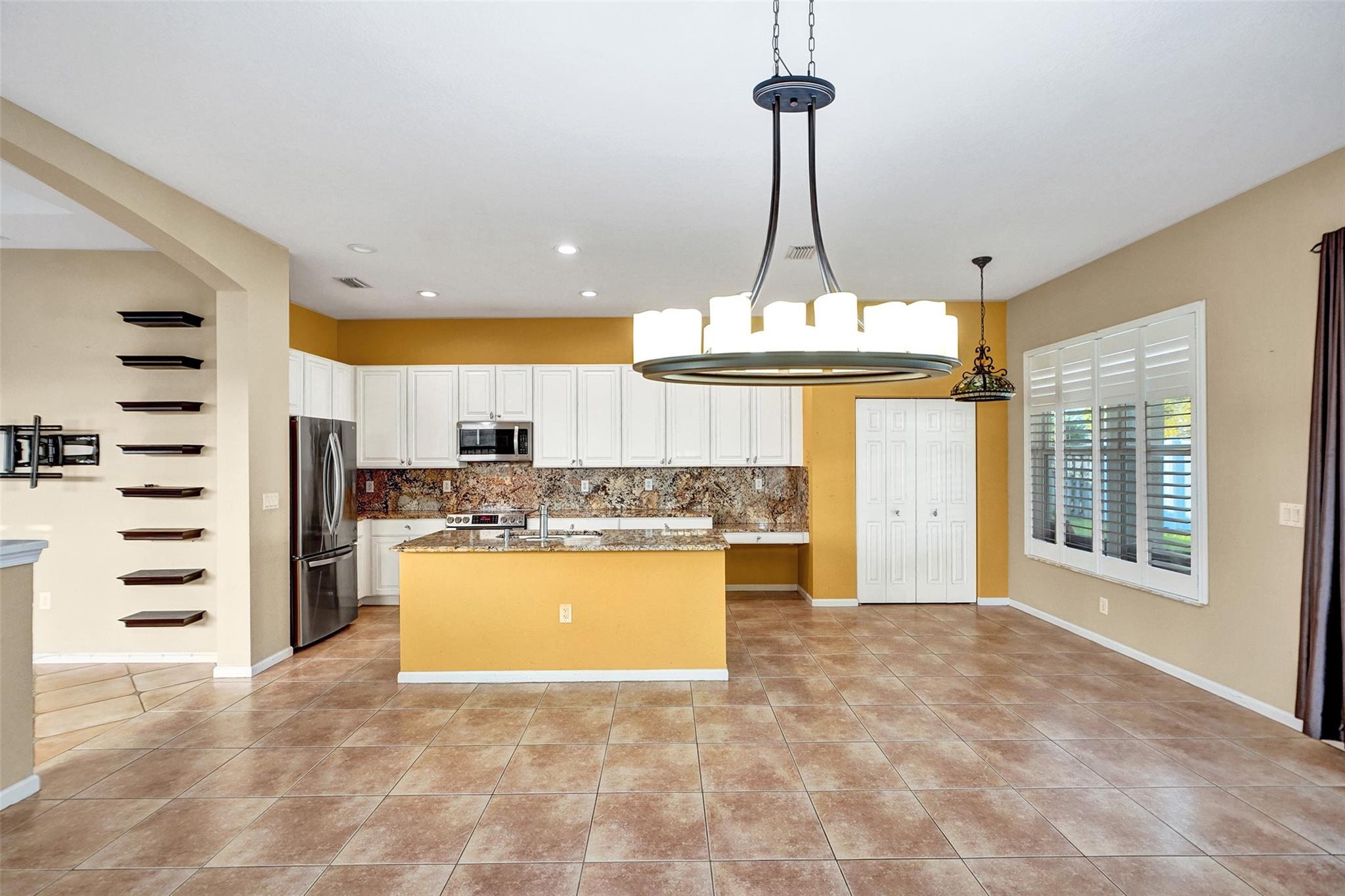 Pembroke Isles IV 163-22 - Residential