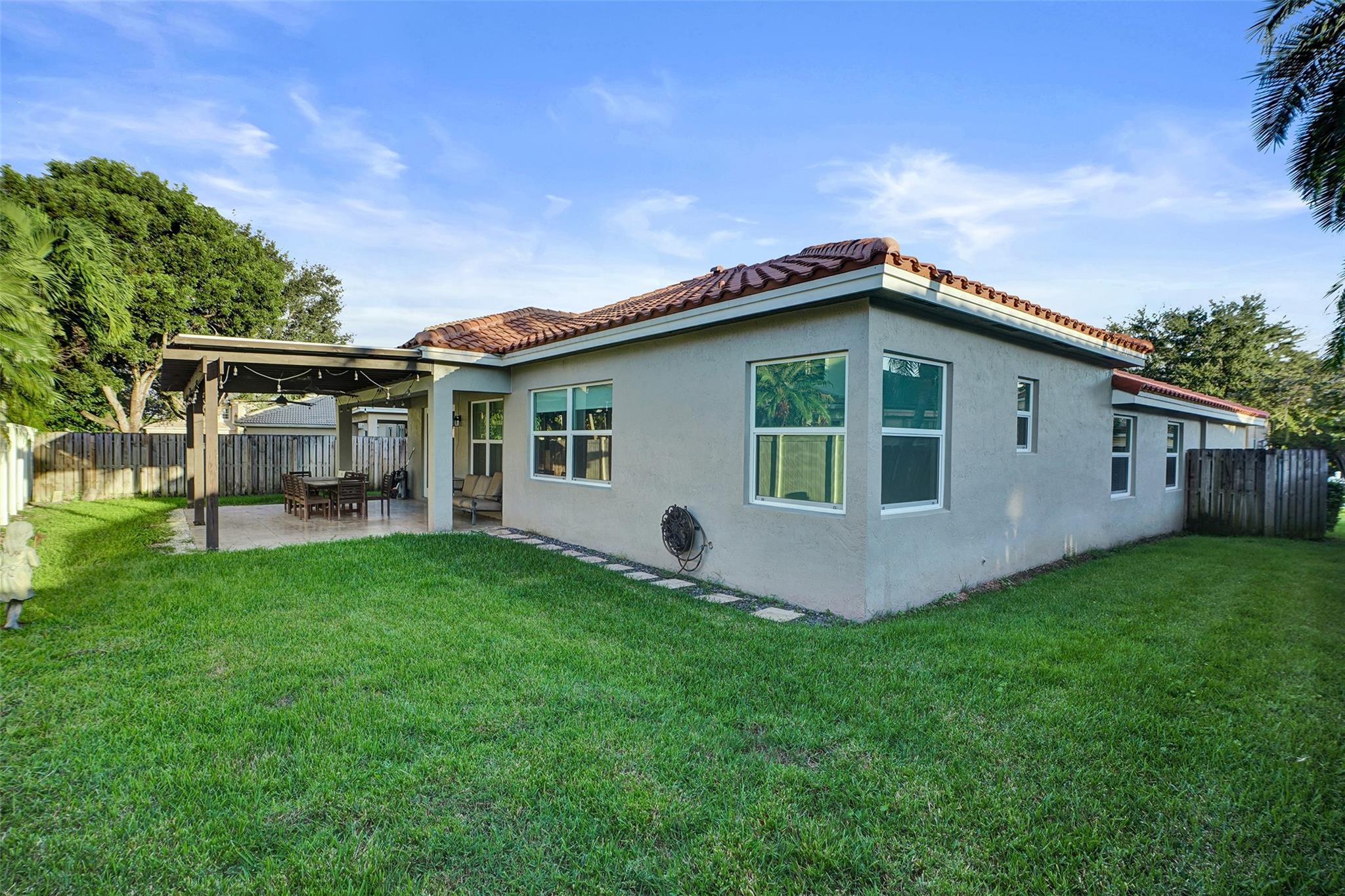 Pembroke Isles IV 163-22 - Residential