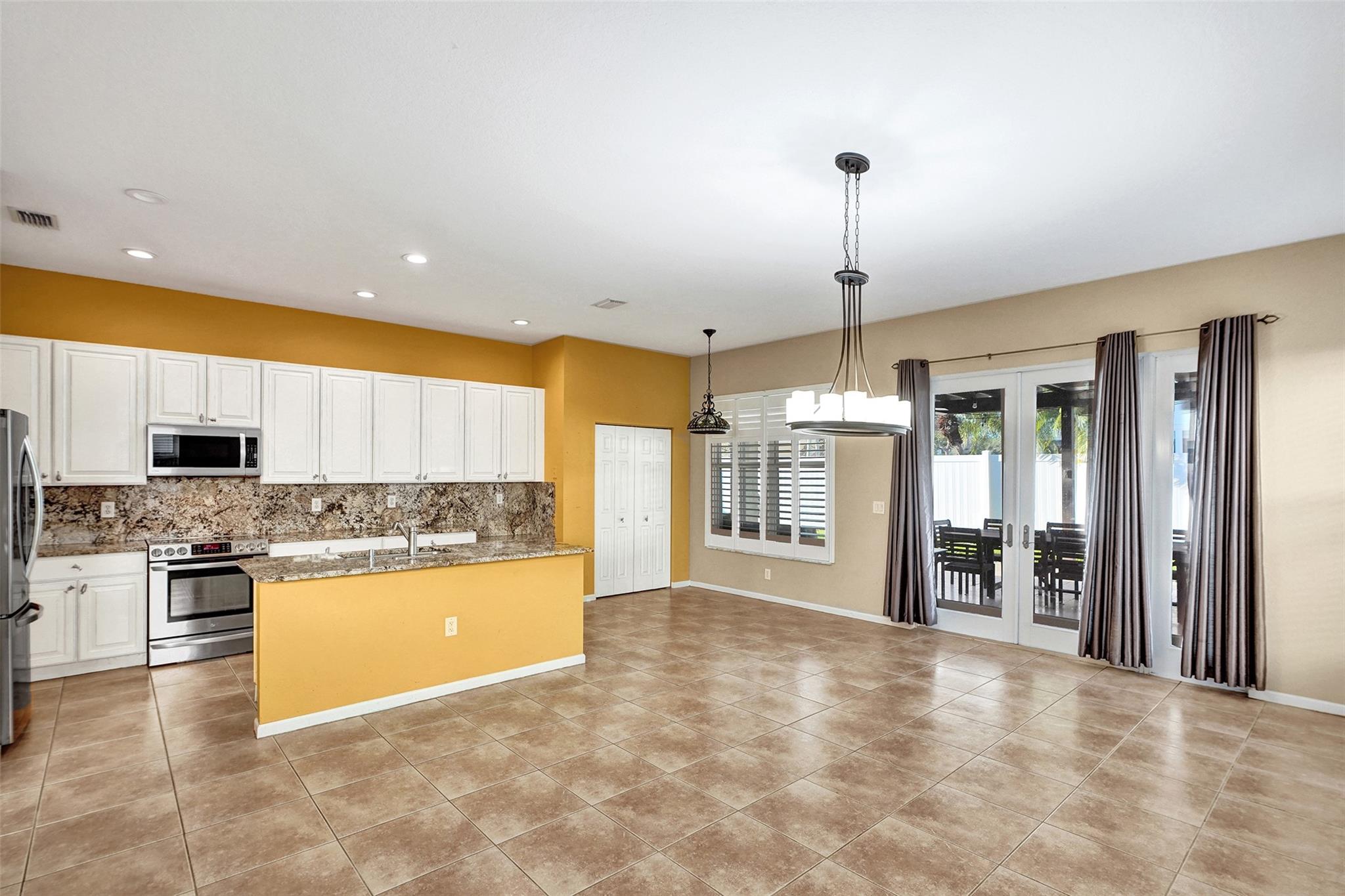 Pembroke Isles IV 163-22 - Residential