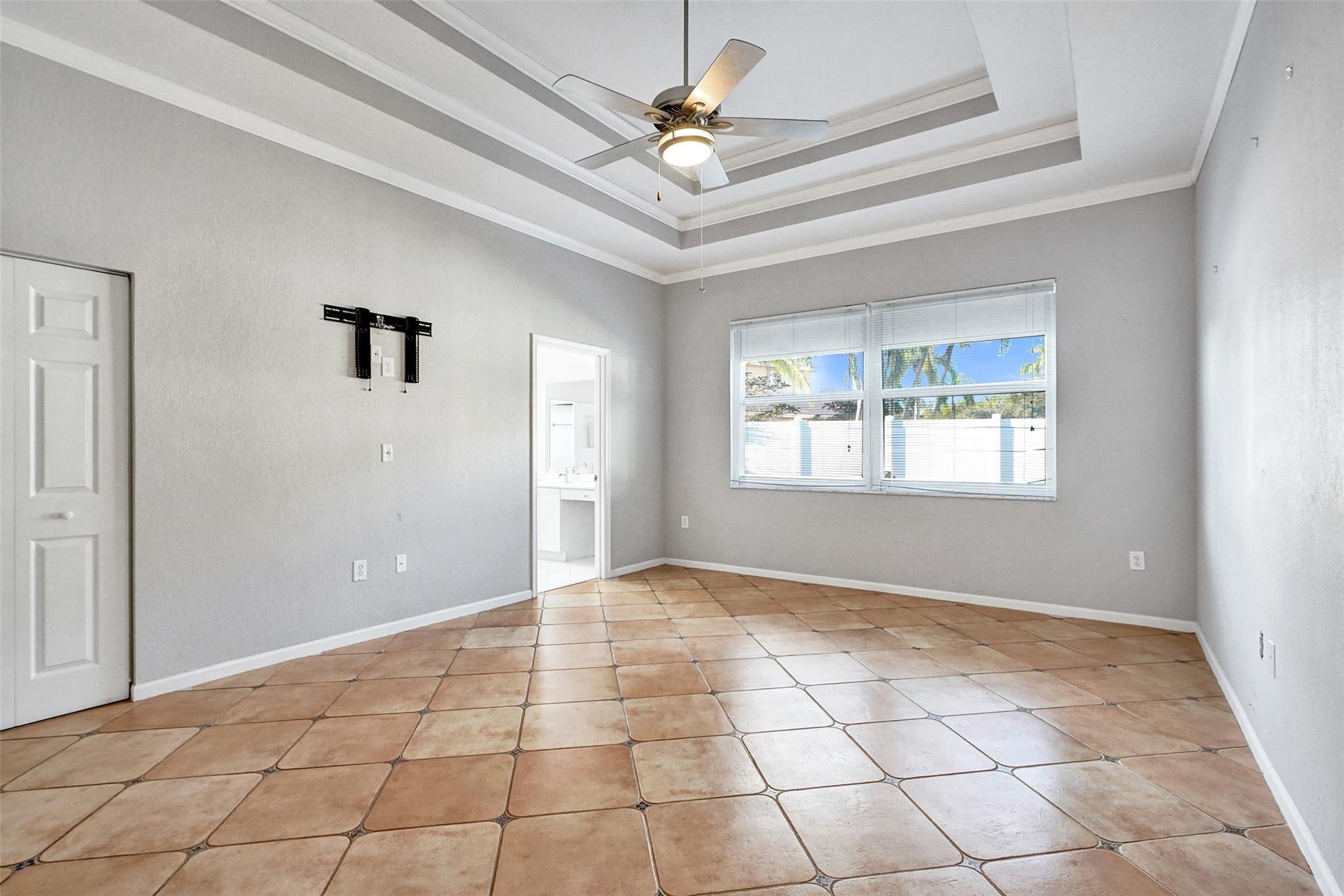 Pembroke Isles IV 163-22 - Residential
