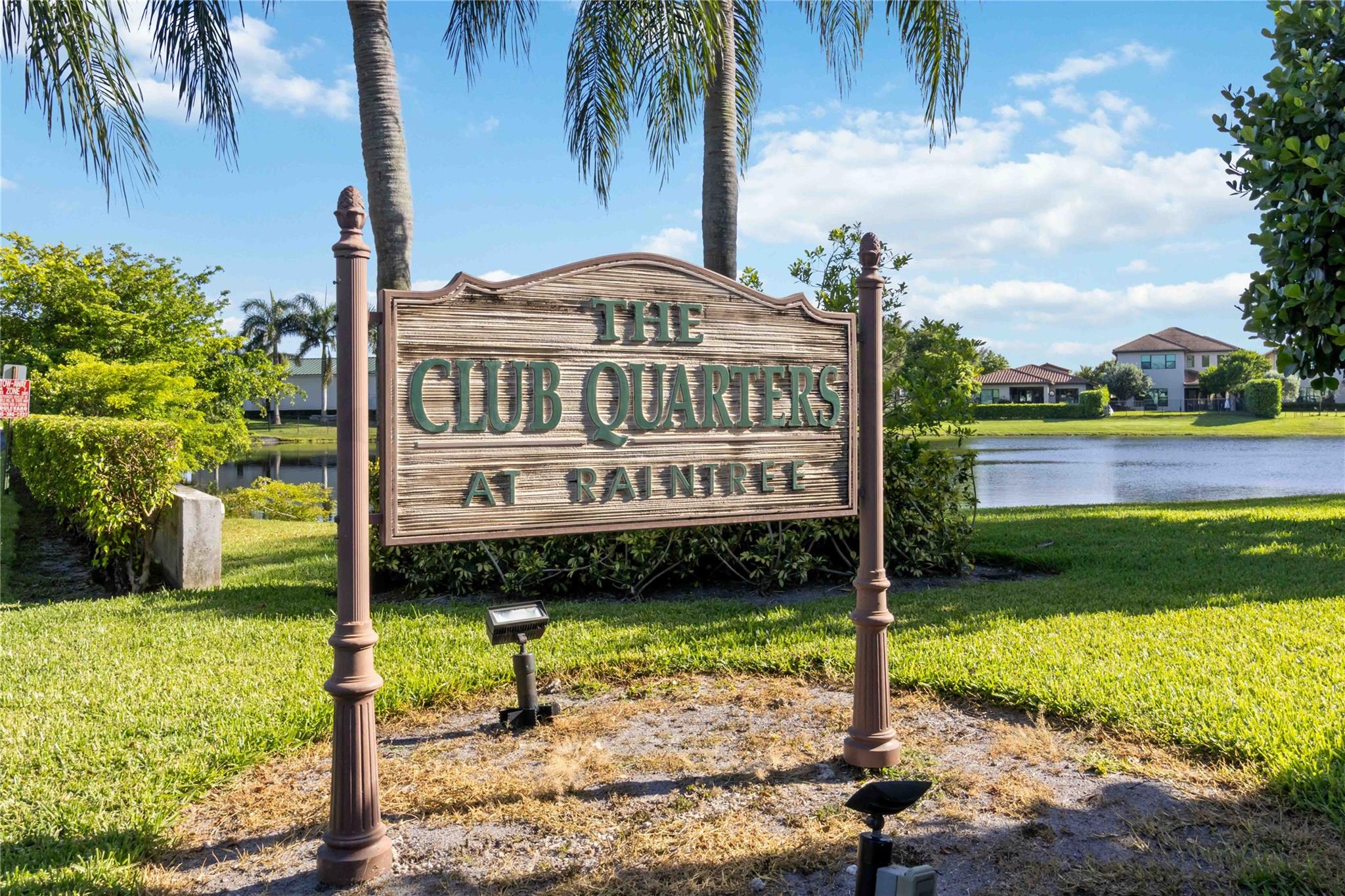 Club Quarters at RainTree - Residential