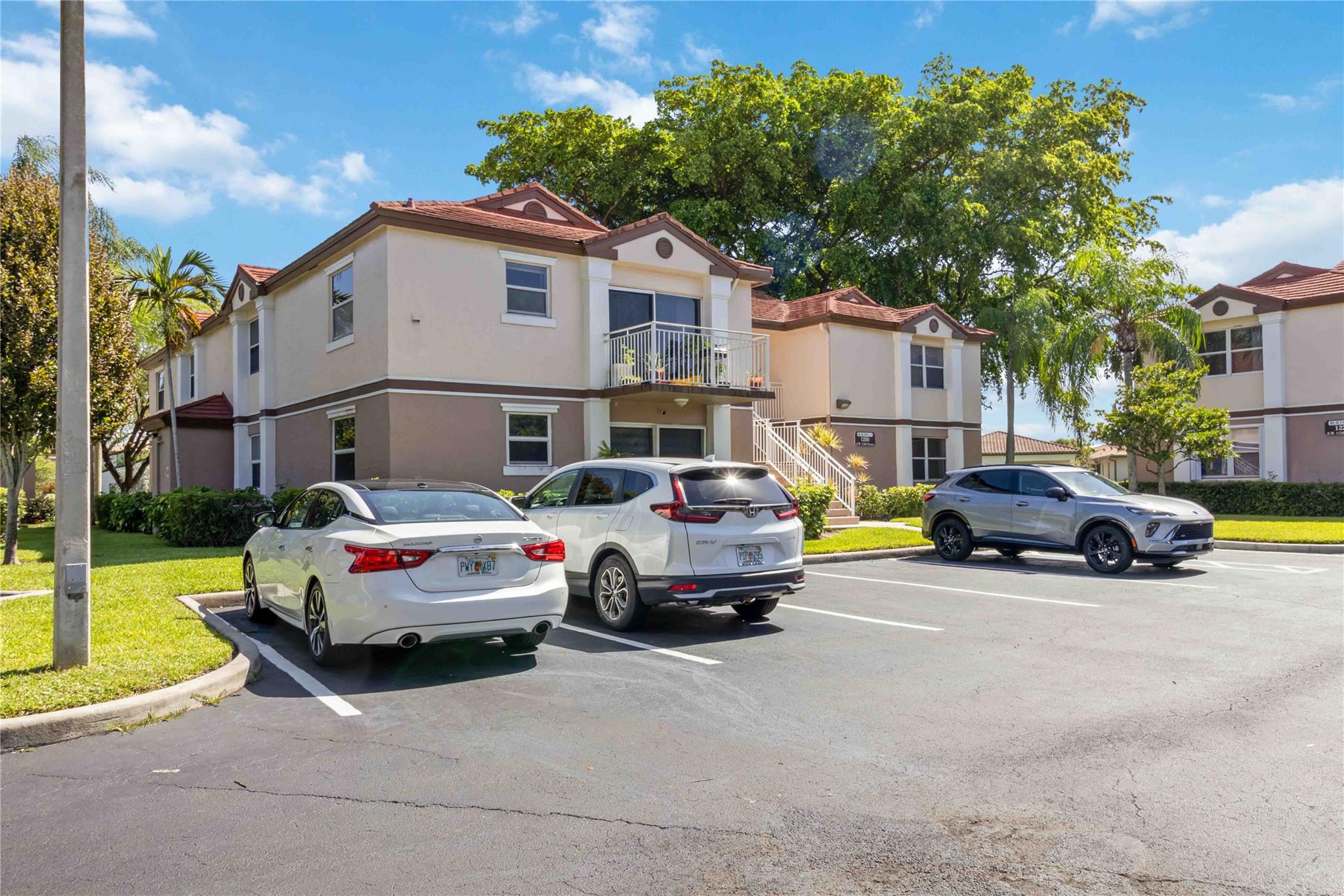 Club Quarters at RainTree - Residential