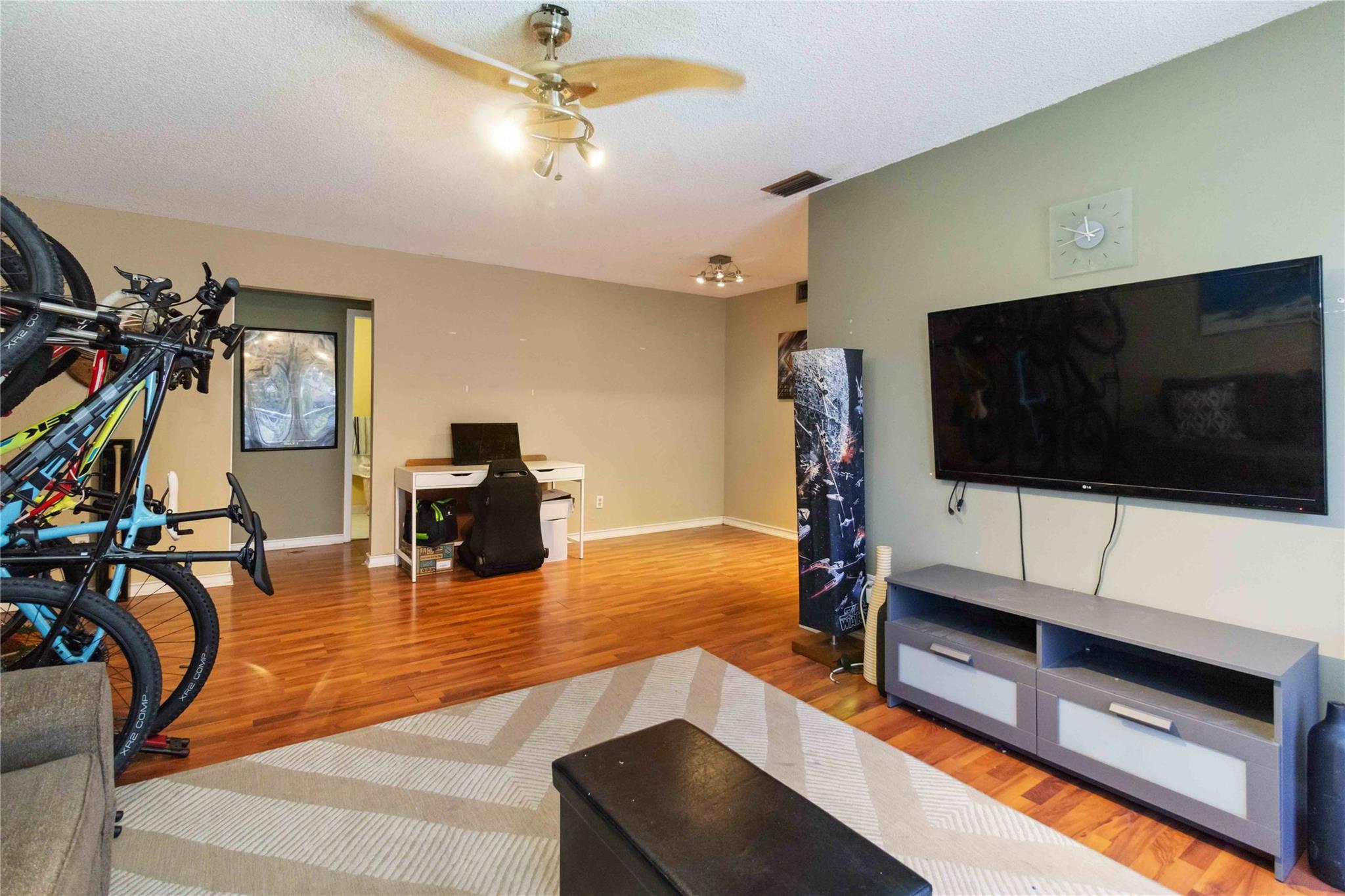 Club Quarters at RainTree - Residential