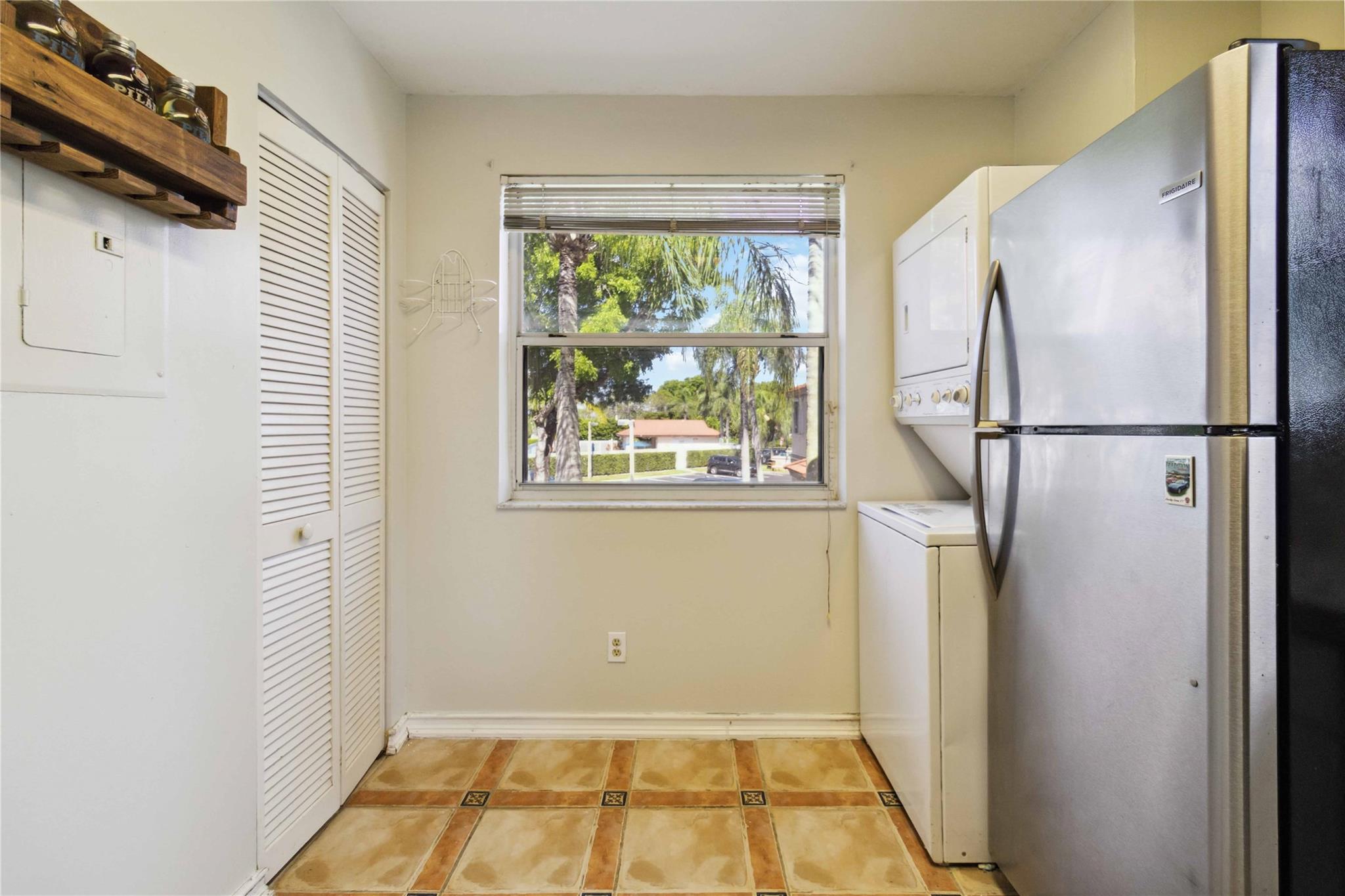 Club Quarters at RainTree - Residential