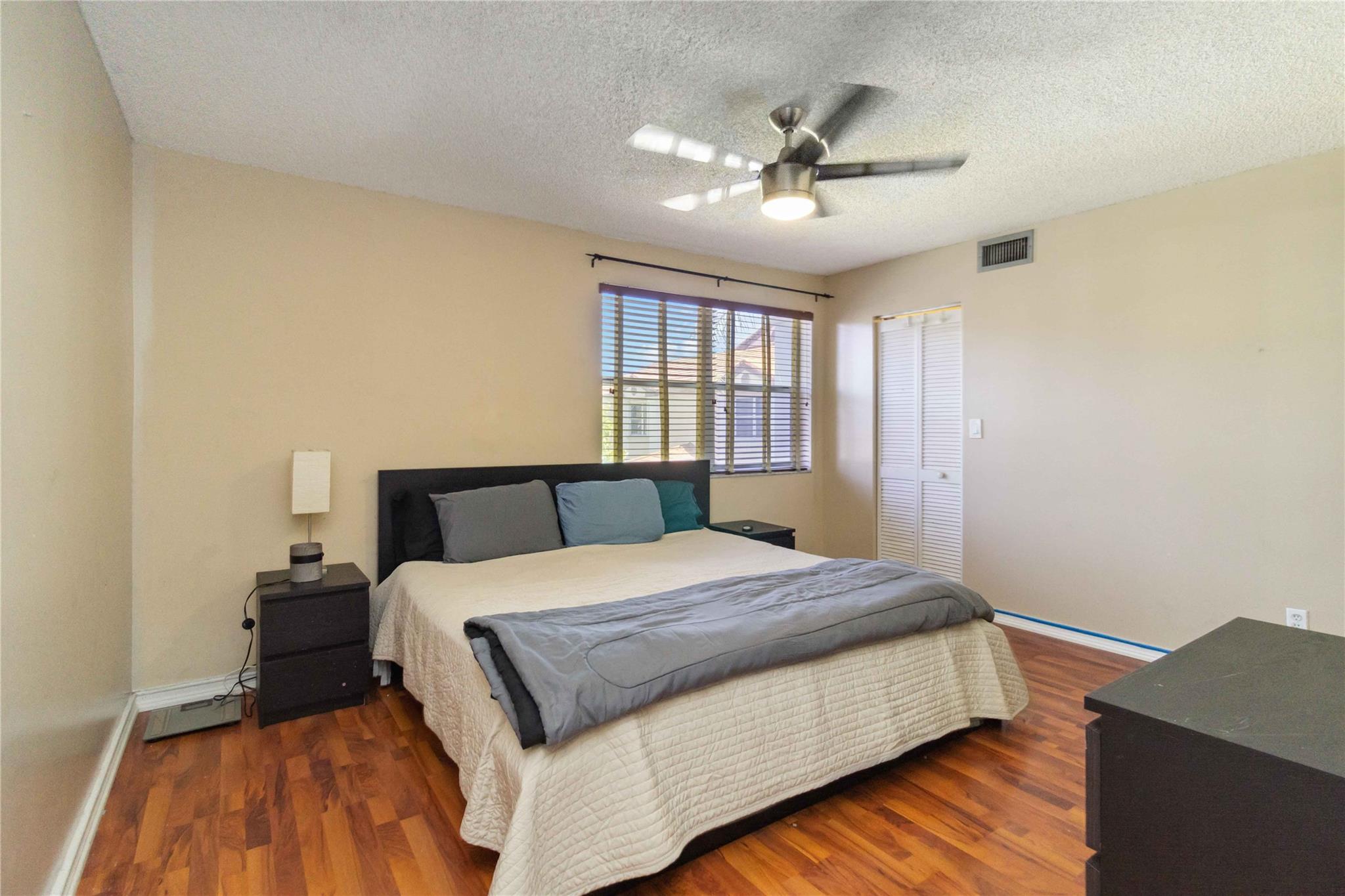 Club Quarters at RainTree - Residential