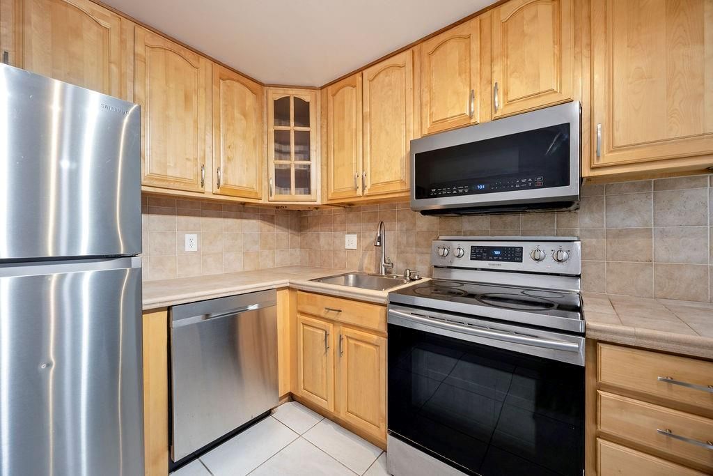 Photo of 470 NW 20th Street #204, Boca Raton, FL 33431 (MLS # F10536949)