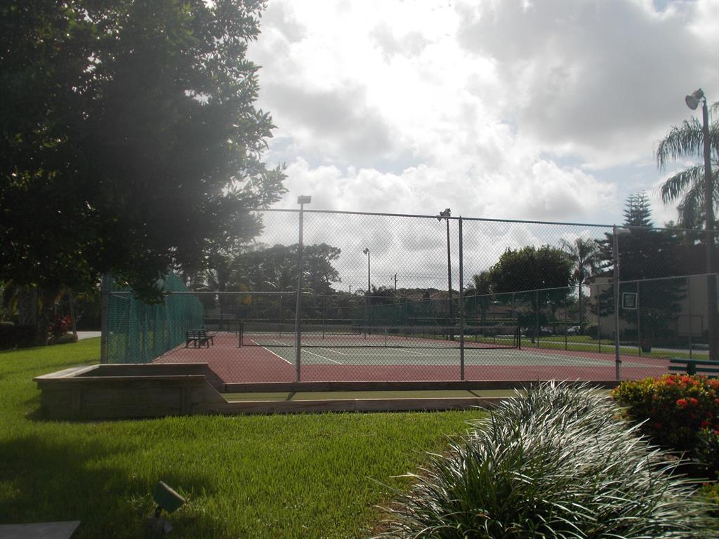 PINE RIDGE SOUTH III CONDO - Residential