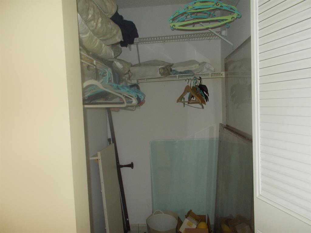 PINE RIDGE SOUTH III CONDO - Residential