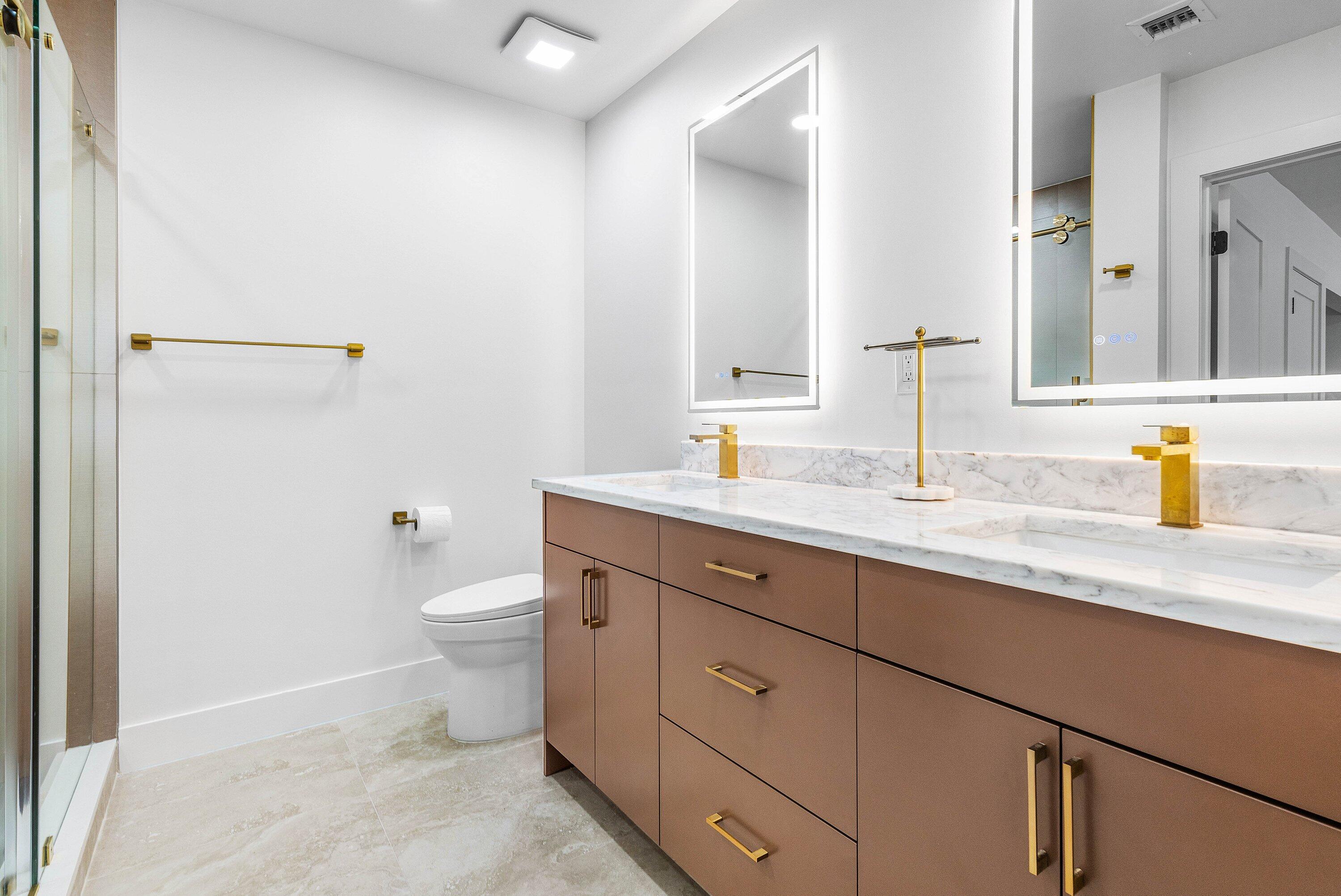 STRATFORD AT HUNTERS RUN CONDO - Residential