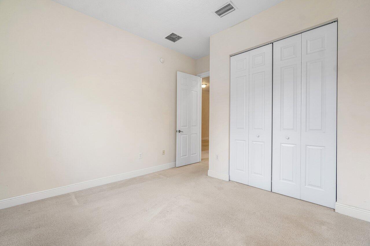 VENETIAN VILLAS - Residential