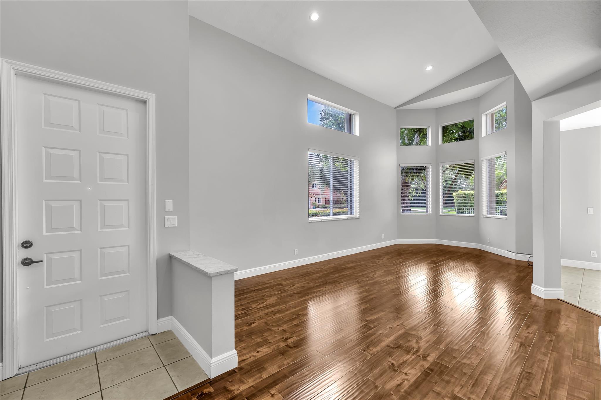 12502 NW 56th St 12502