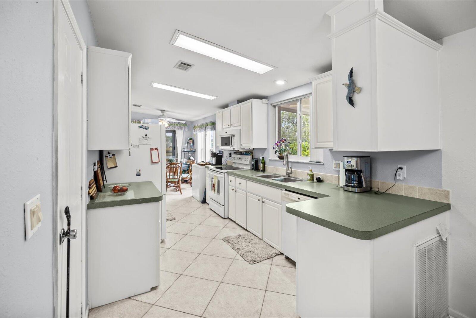 EAGLE'S RETREAT AT SAVANNA CLUB PHASE 2 - Residential