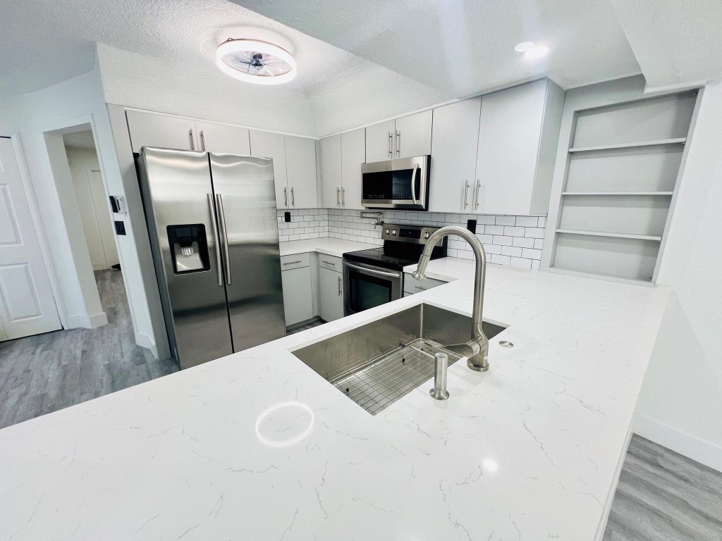 Lauderdale Lakes Northgate - Residential Lease