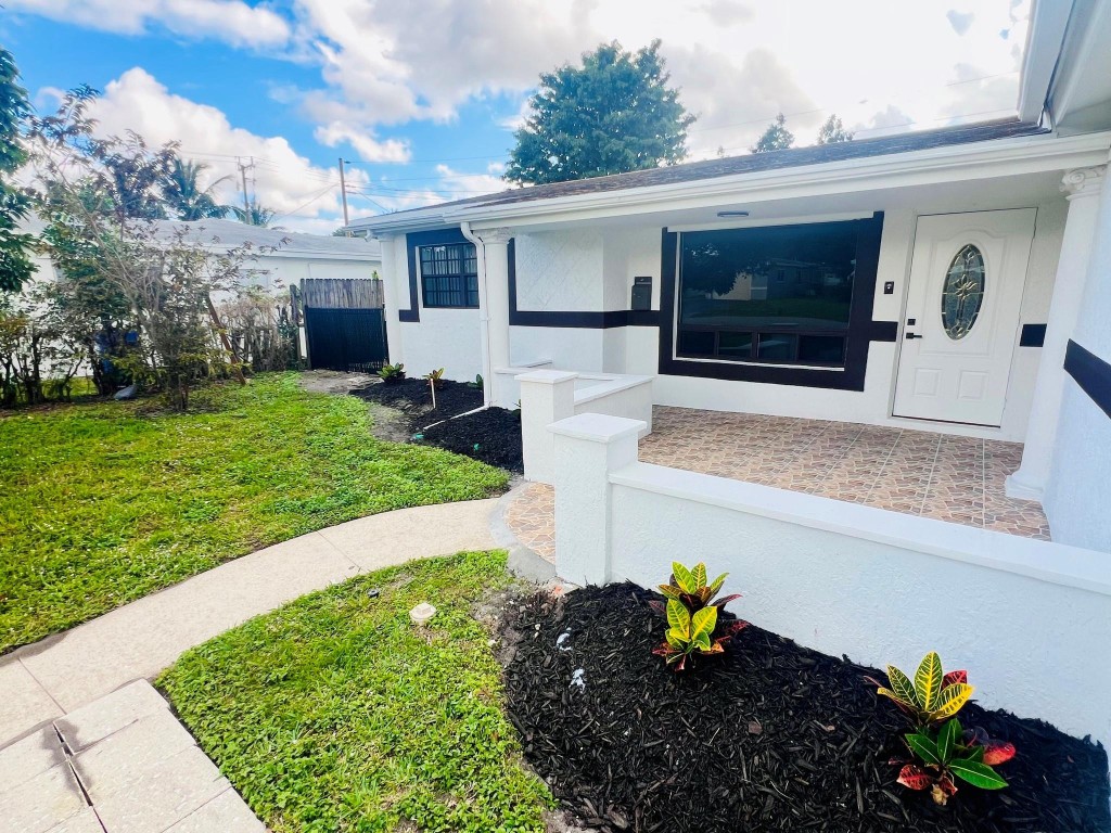 Lauderdale Lakes Northgate - Residential Lease