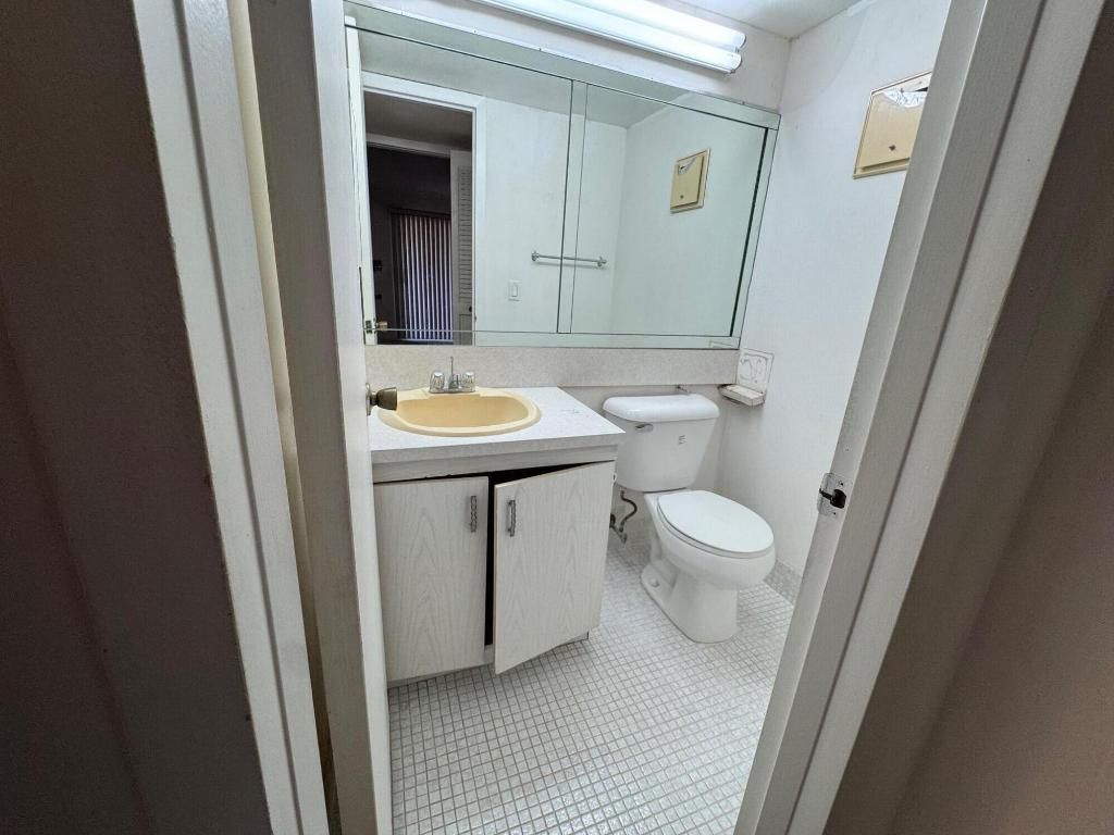 Photo of 1023 Guildford B, Boca Raton, FL 33434 (MLS # R11146123)