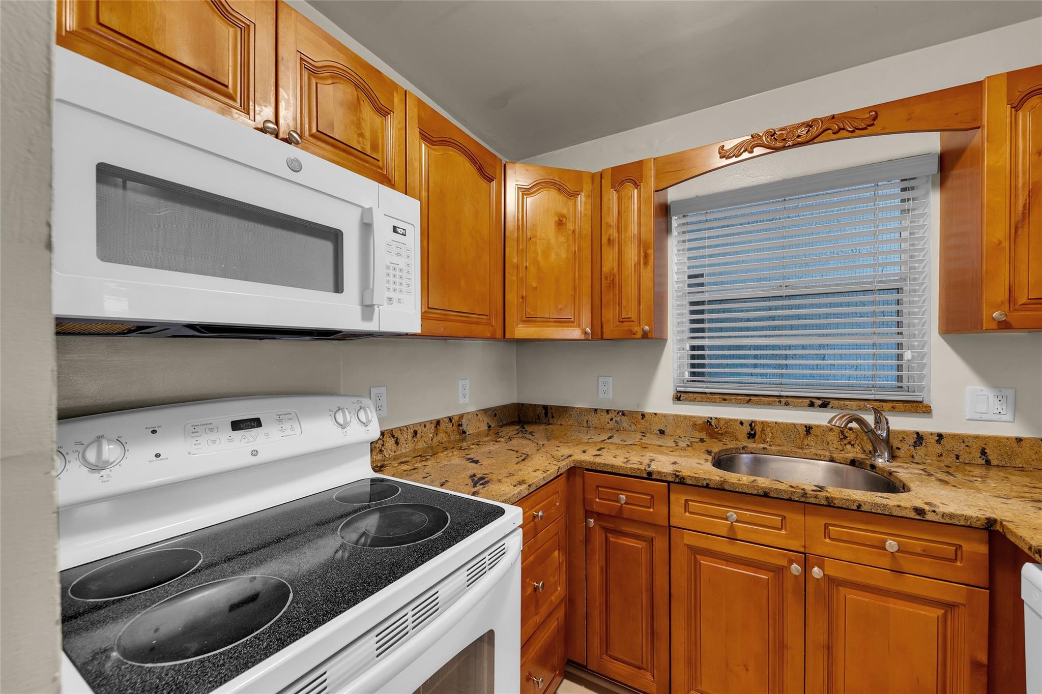 Wooler Heights 40-22 B - Residential Lease