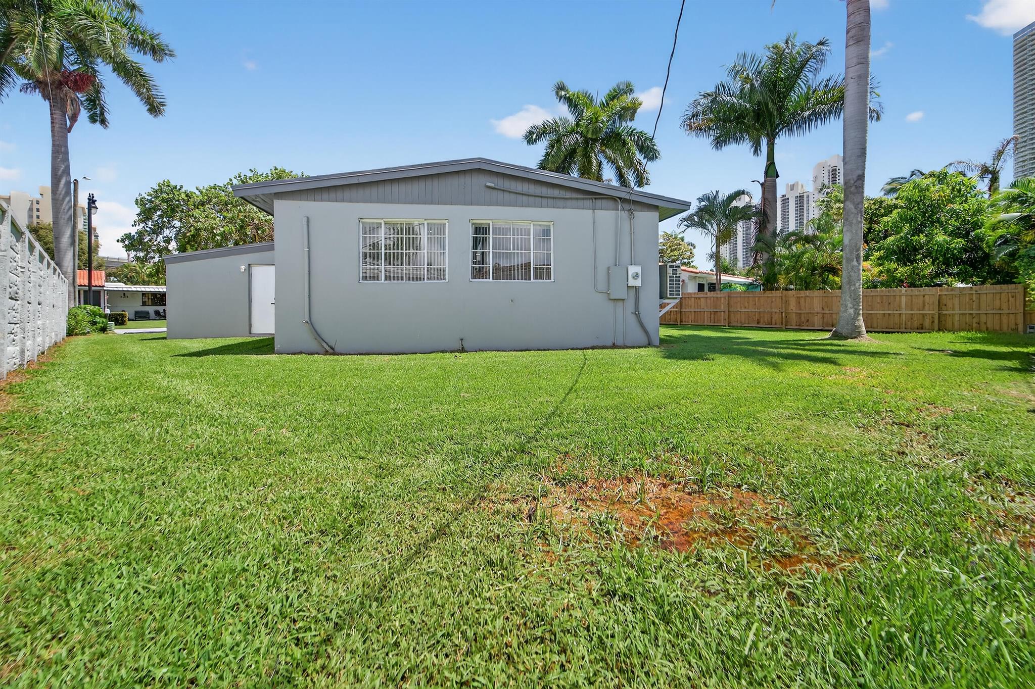 GOLDEN SHORES OCEAN BLVD - Residential Lease