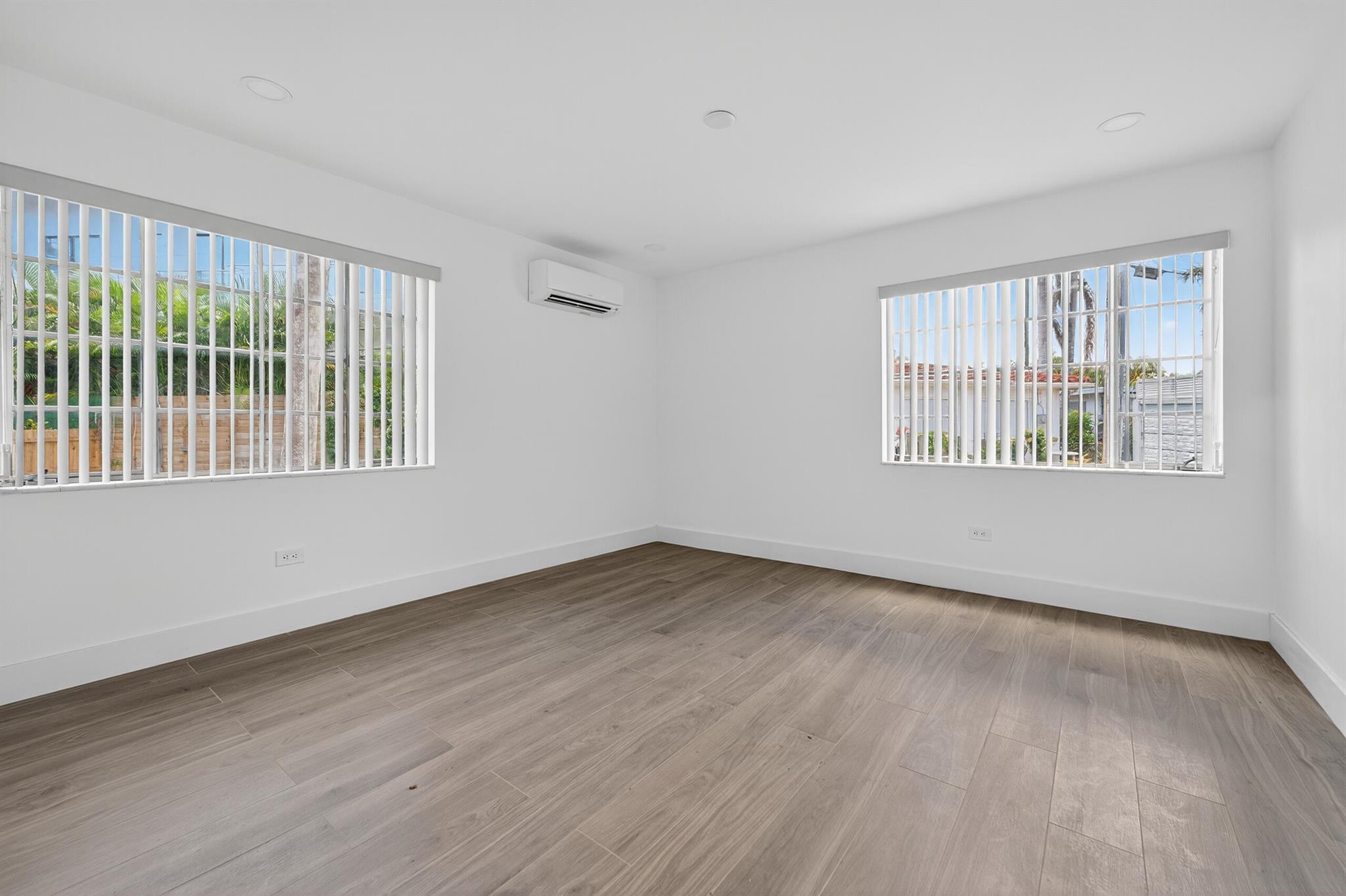 GOLDEN SHORES OCEAN BLVD - Residential Lease