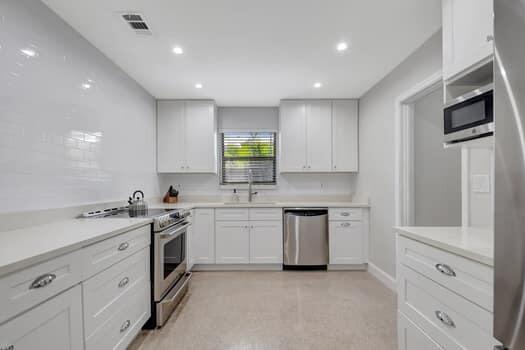 110 NW 12th Street