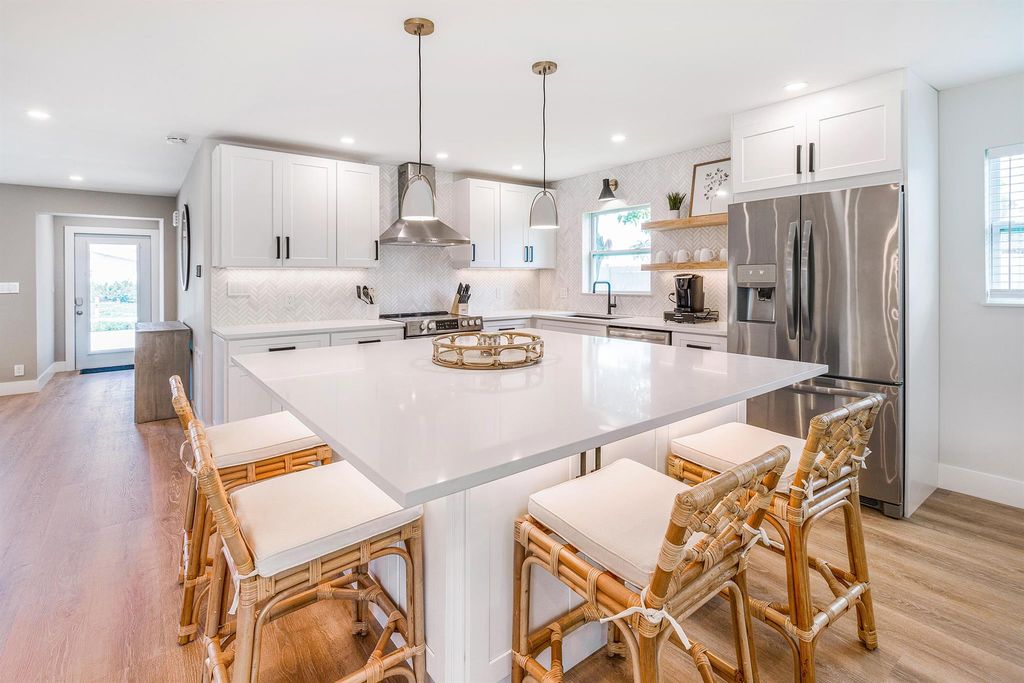 Photo of 2798 NE 2nd Ave, Boca Raton, FL 33431 (MLS # R10992431)