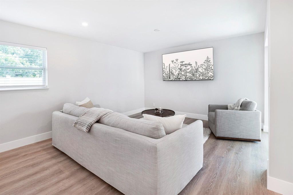 Photo of 2798 NE 2nd Ave, Boca Raton, FL 33431 (MLS # R10992431)