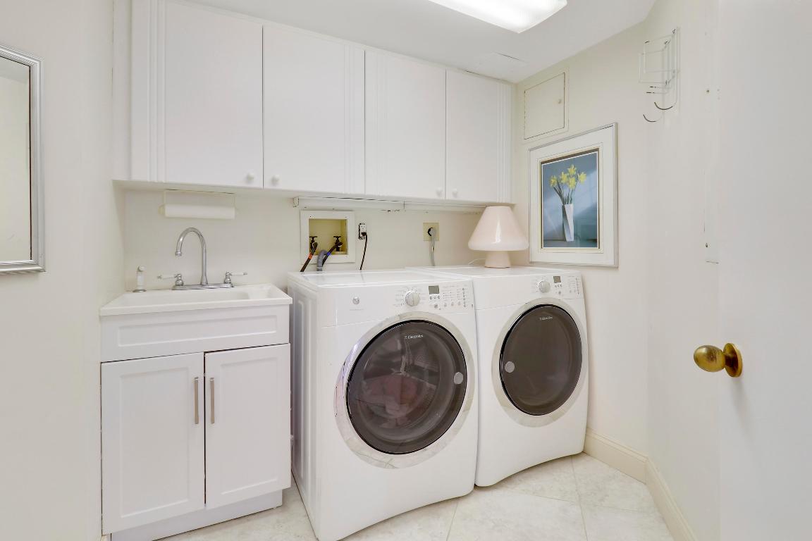 CAPRI OF SINGER ISLAND CONDO - Residential