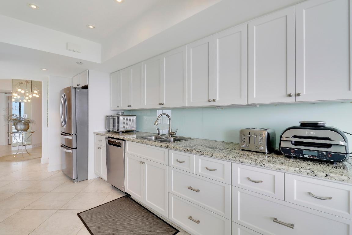 CAPRI OF SINGER ISLAND CONDO - Residential