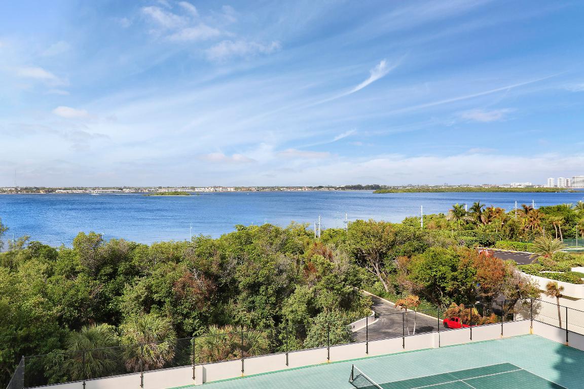 CAPRI OF SINGER ISLAND CONDO - Residential