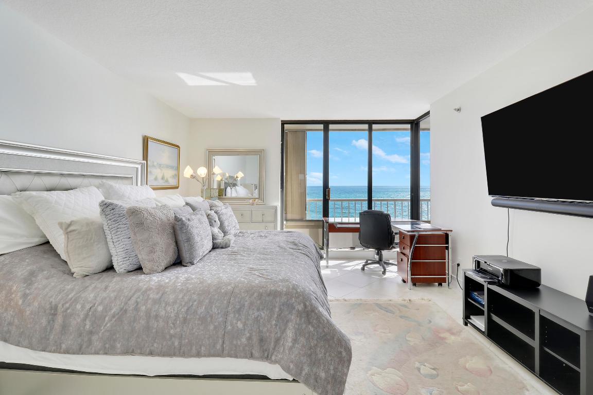 CAPRI OF SINGER ISLAND CONDO - Residential