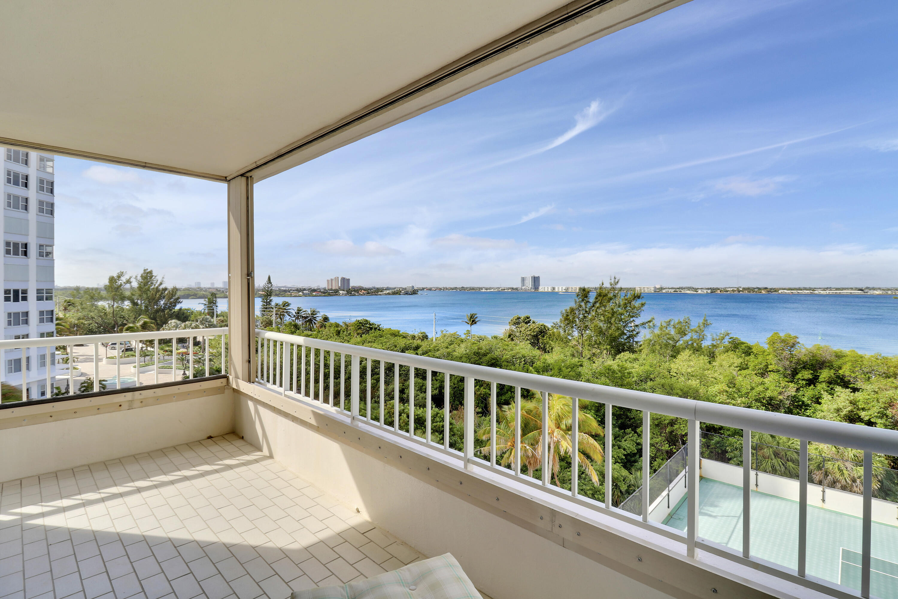 CAPRI OF SINGER ISLAND CONDO - Residential