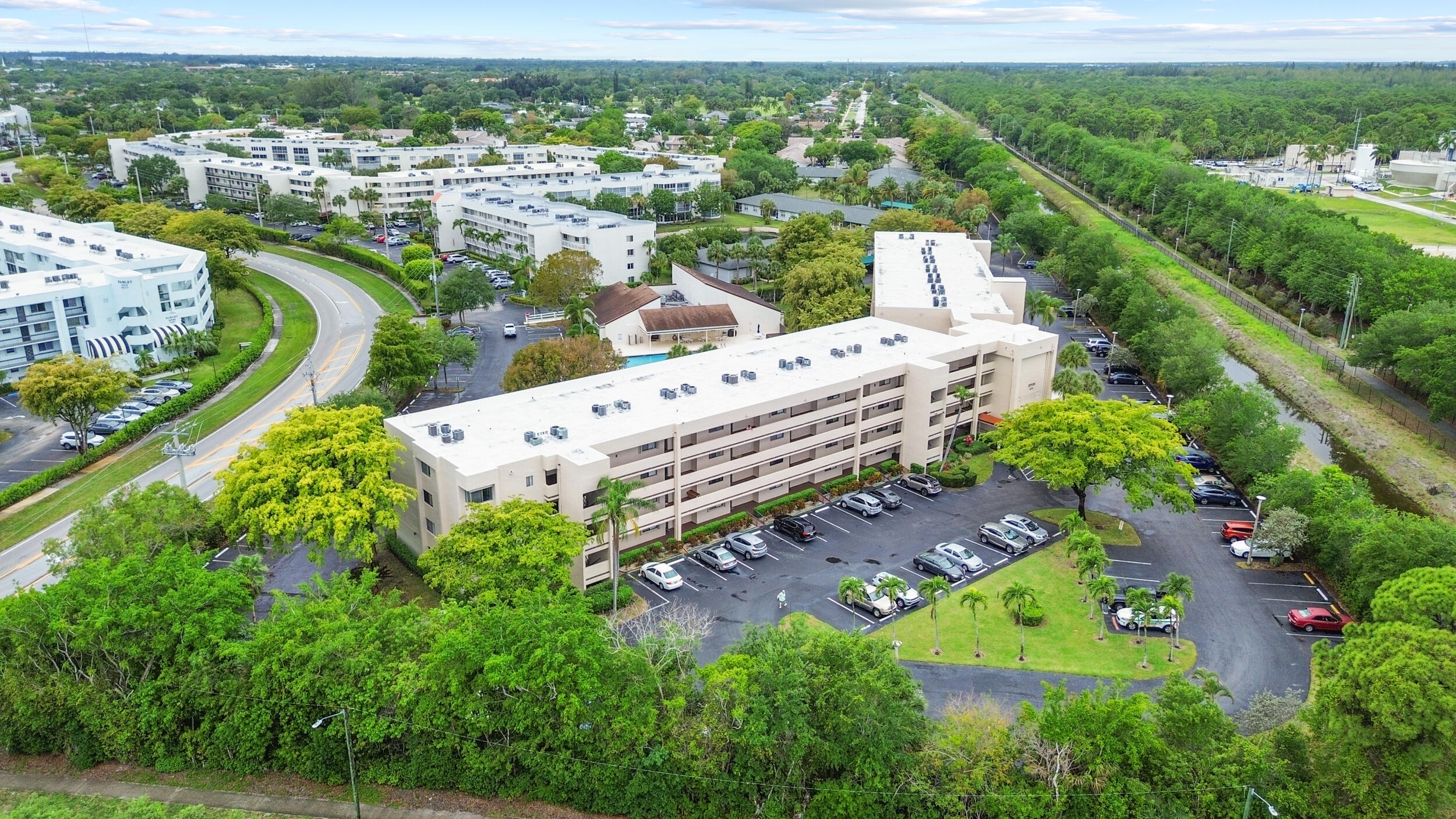 POINCIANA LAKES CONDO - Residential
