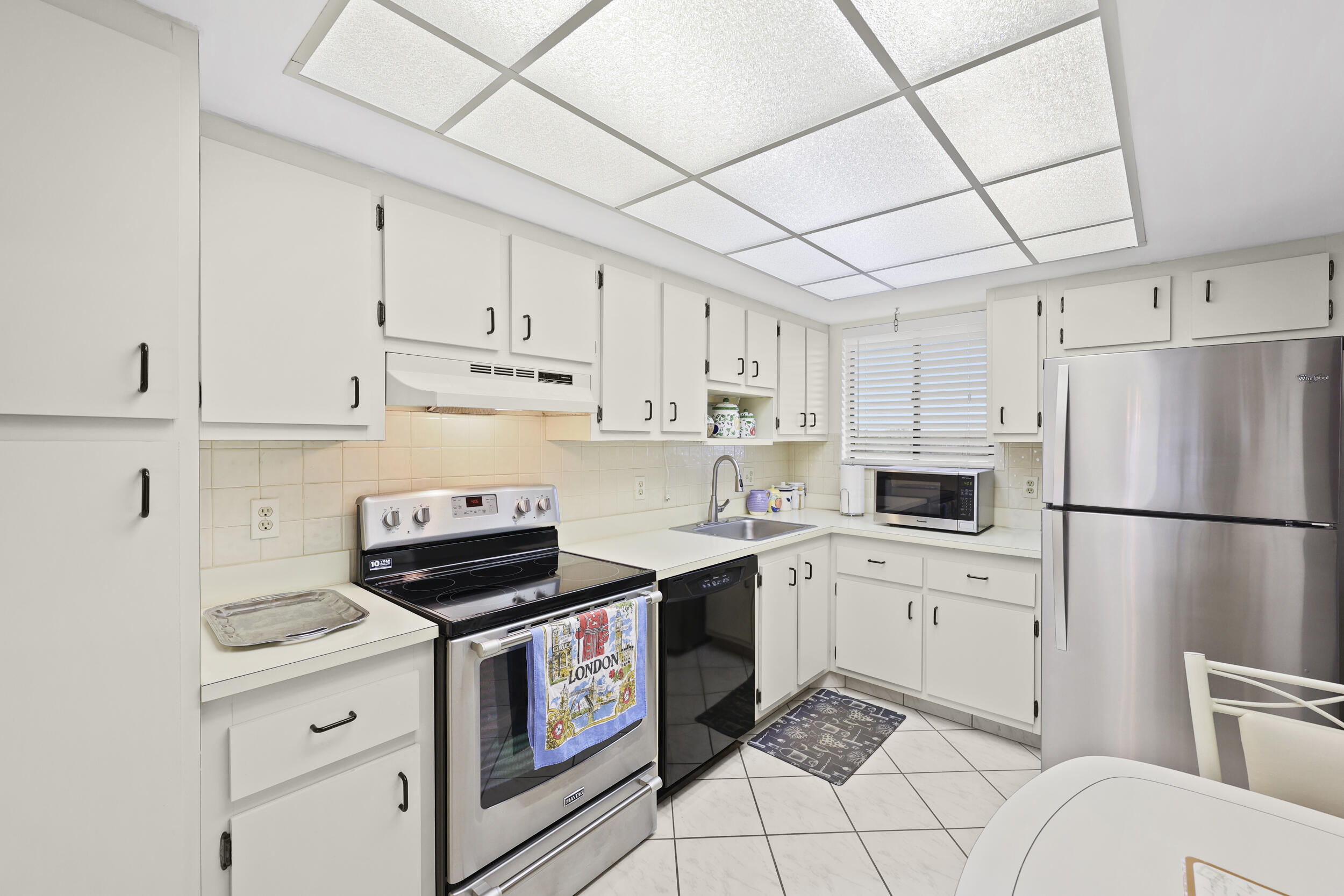 POINCIANA LAKES CONDO - Residential