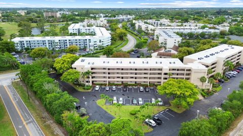 Tiny photo for 3154 Via Poinciana Dr #412, Greenacres, FL 33467 (MLS # B26013071)