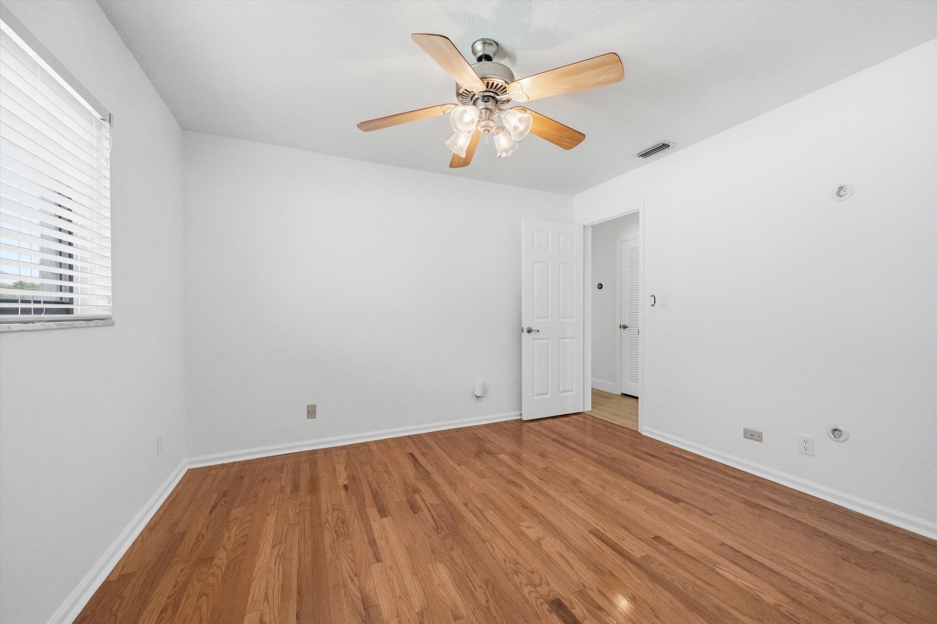 SOUTH SHORE 1 OF WELLINGTON - Residential