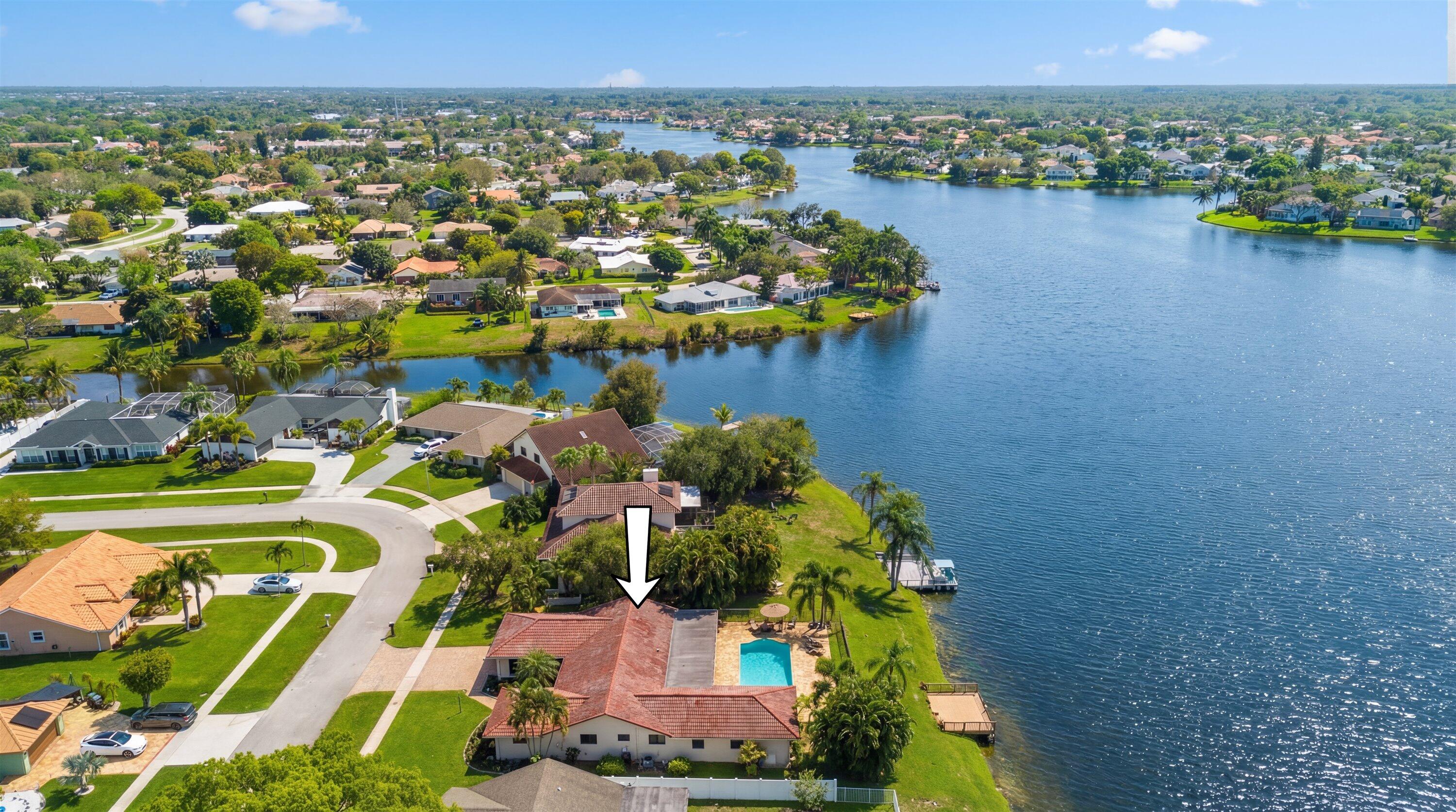 SOUTH SHORE 1 OF WELLINGTON - Residential