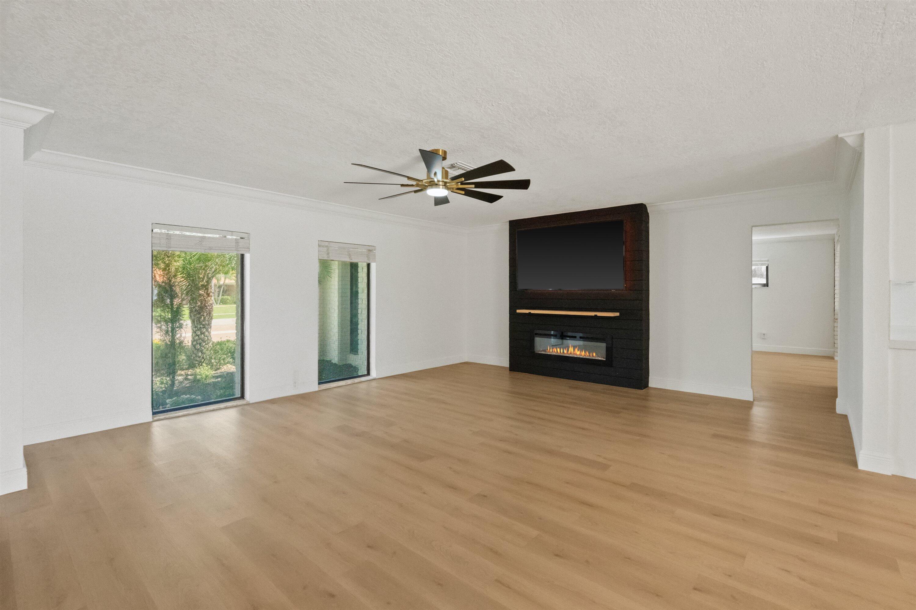 SOUTH SHORE 1 OF WELLINGTON - Residential