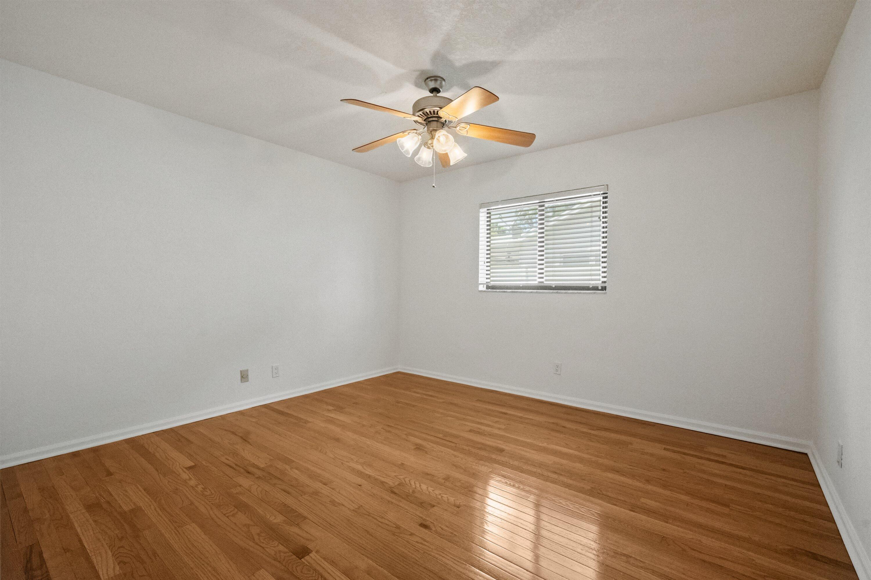 SOUTH SHORE 1 OF WELLINGTON - Residential