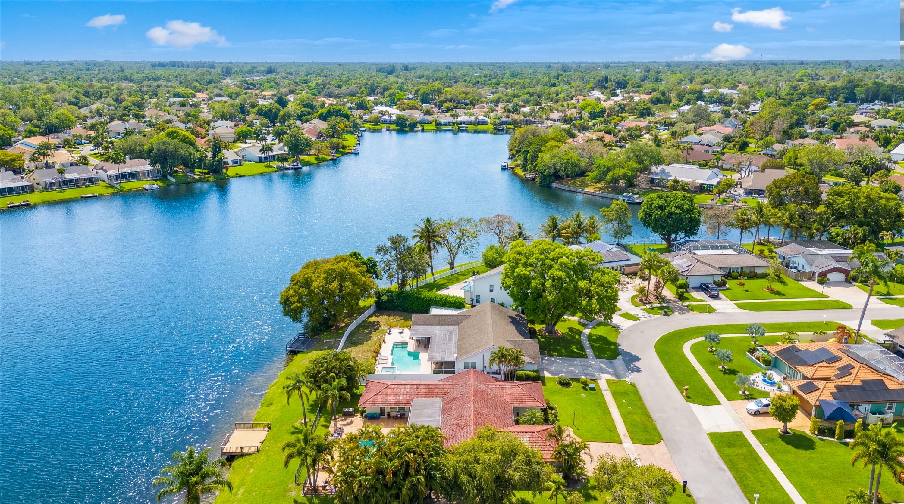 SOUTH SHORE 1 OF WELLINGTON - Residential