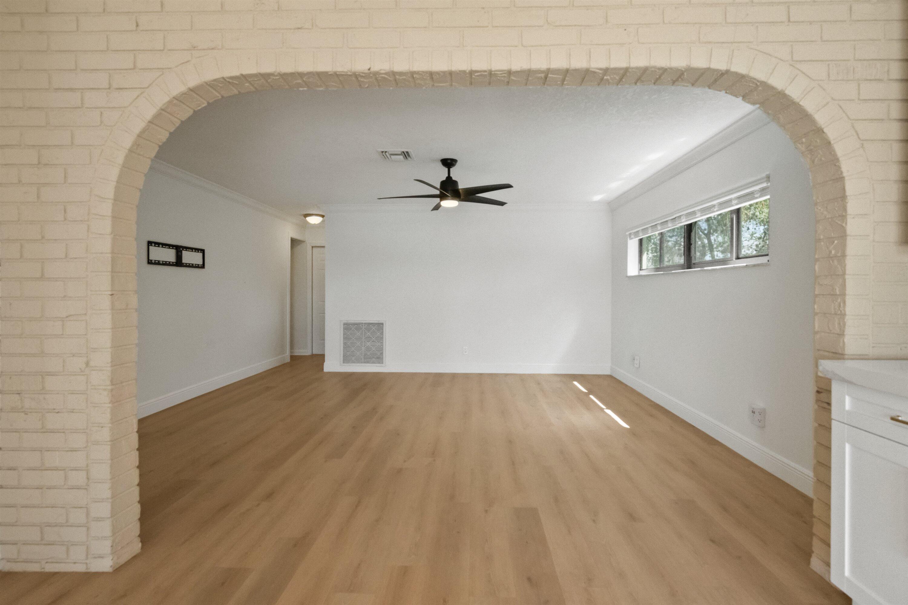 SOUTH SHORE 1 OF WELLINGTON - Residential