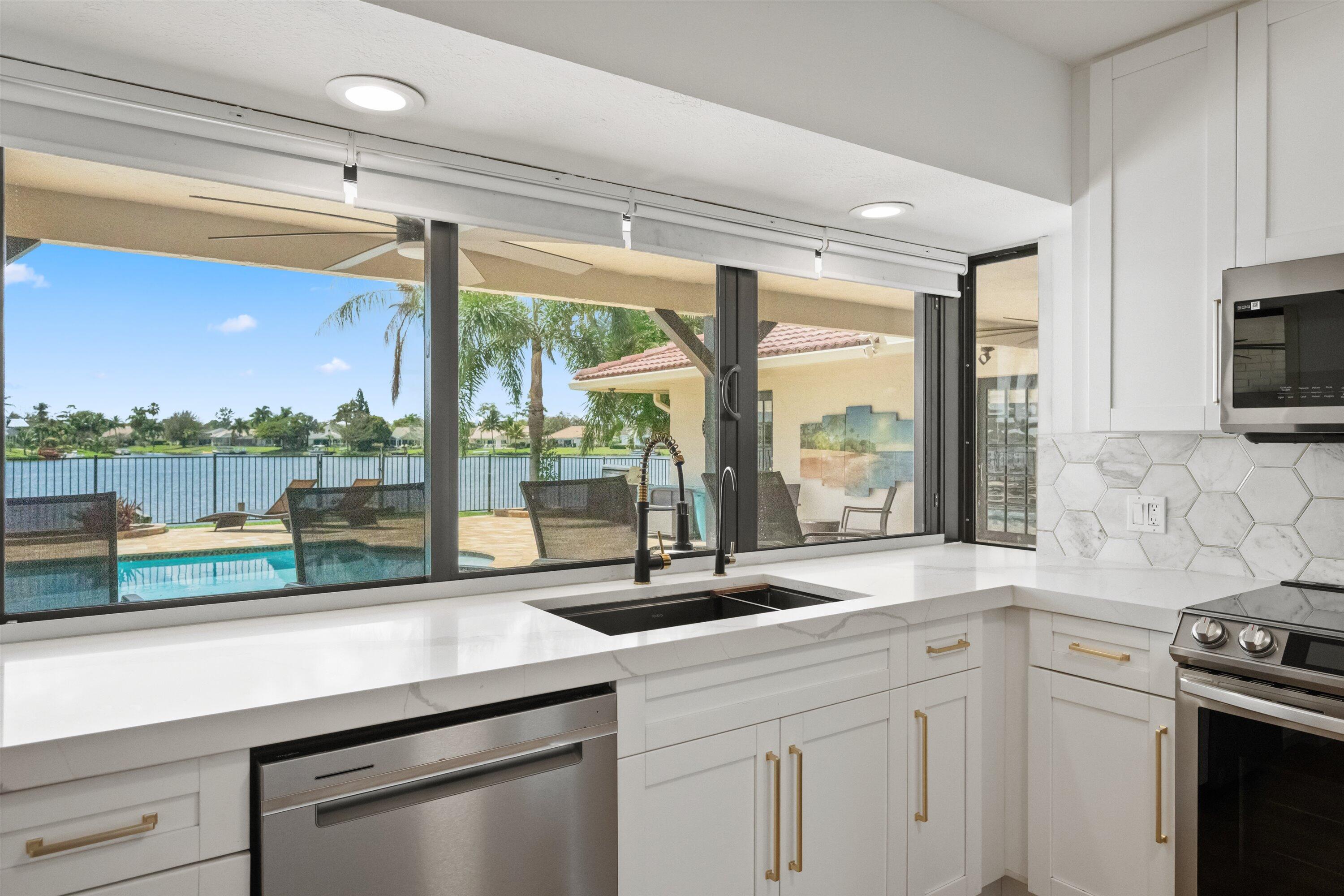 SOUTH SHORE 1 OF WELLINGTON - Residential