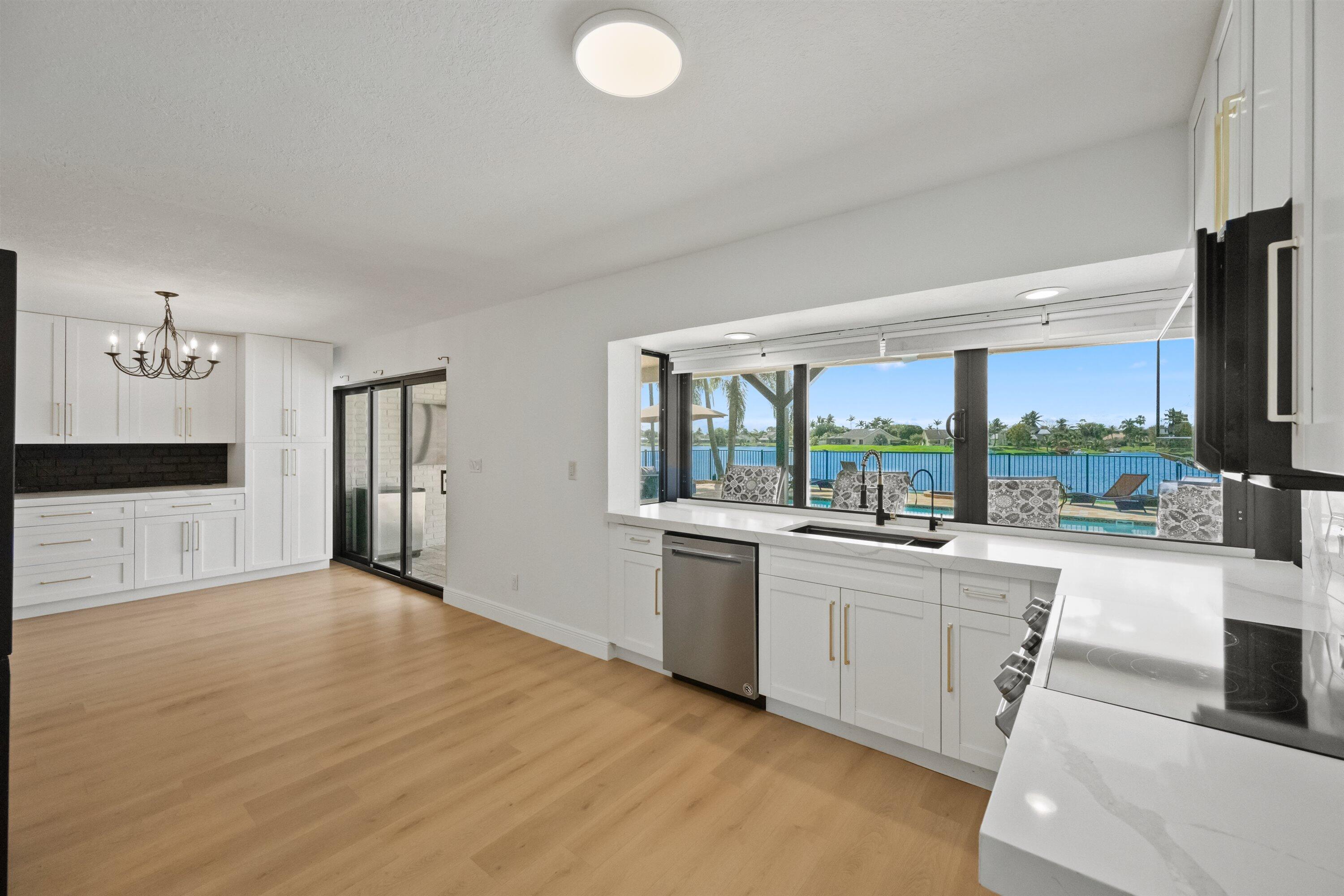 SOUTH SHORE 1 OF WELLINGTON - Residential