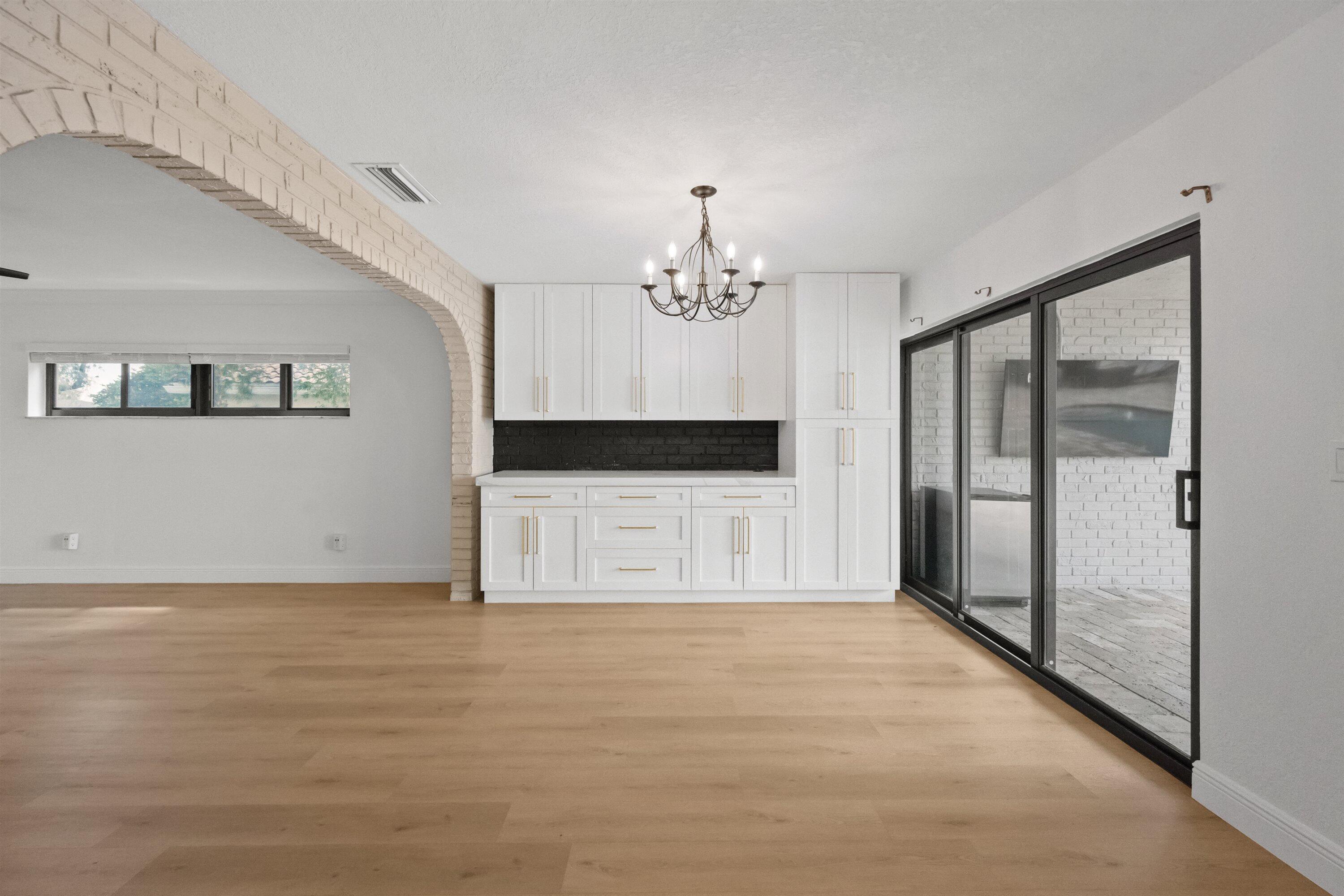 SOUTH SHORE 1 OF WELLINGTON - Residential