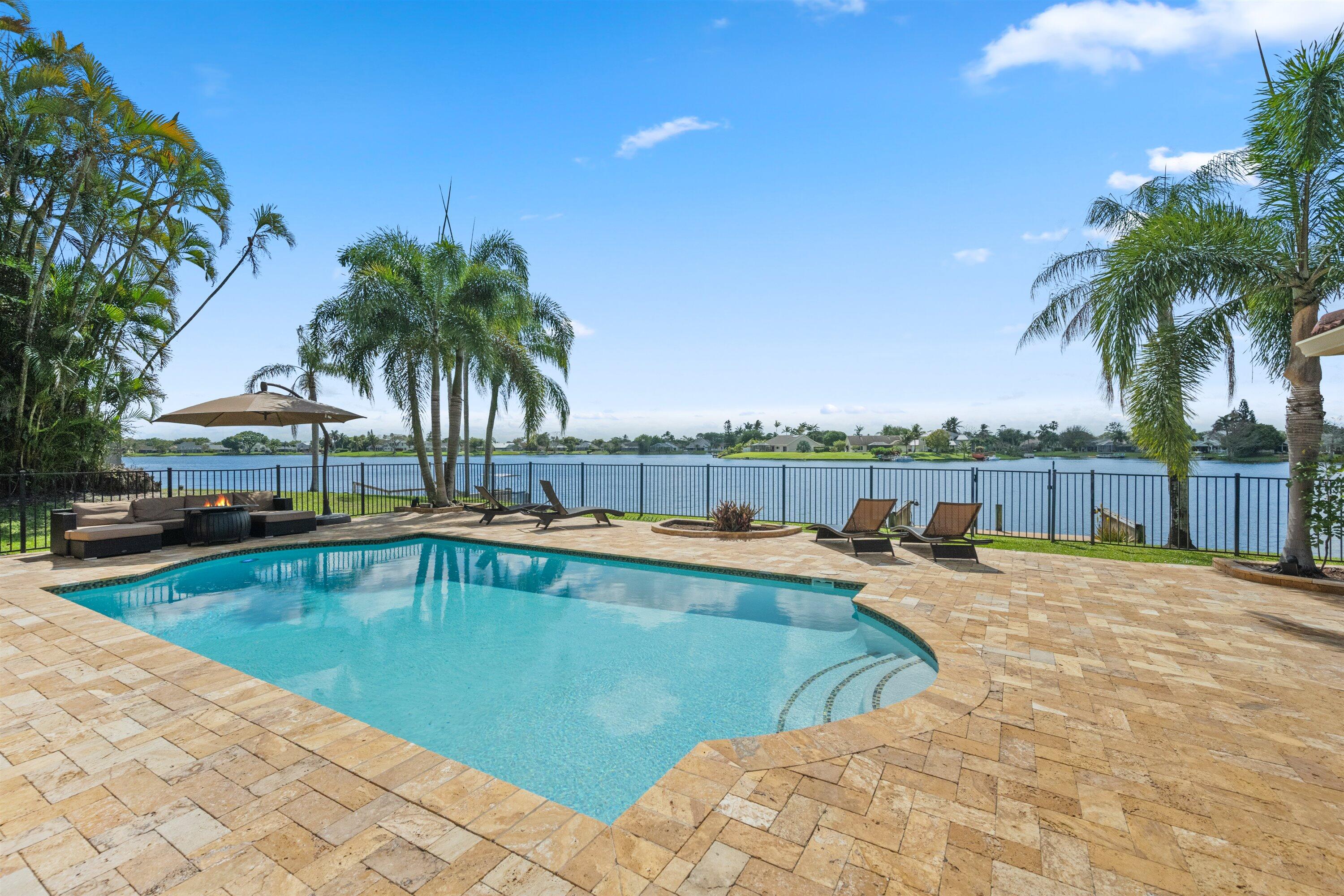 SOUTH SHORE 1 OF WELLINGTON - Residential