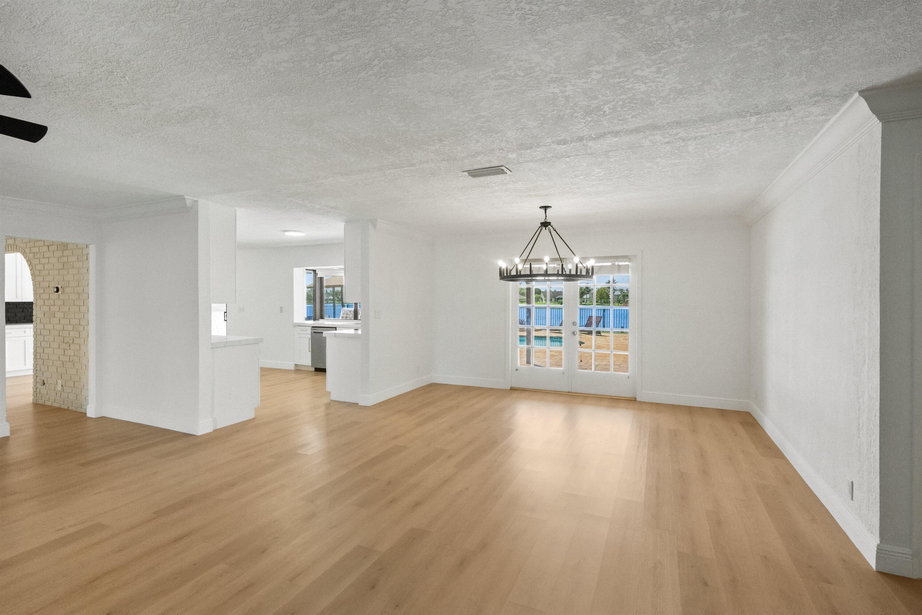 SOUTH SHORE 1 OF WELLINGTON - Residential